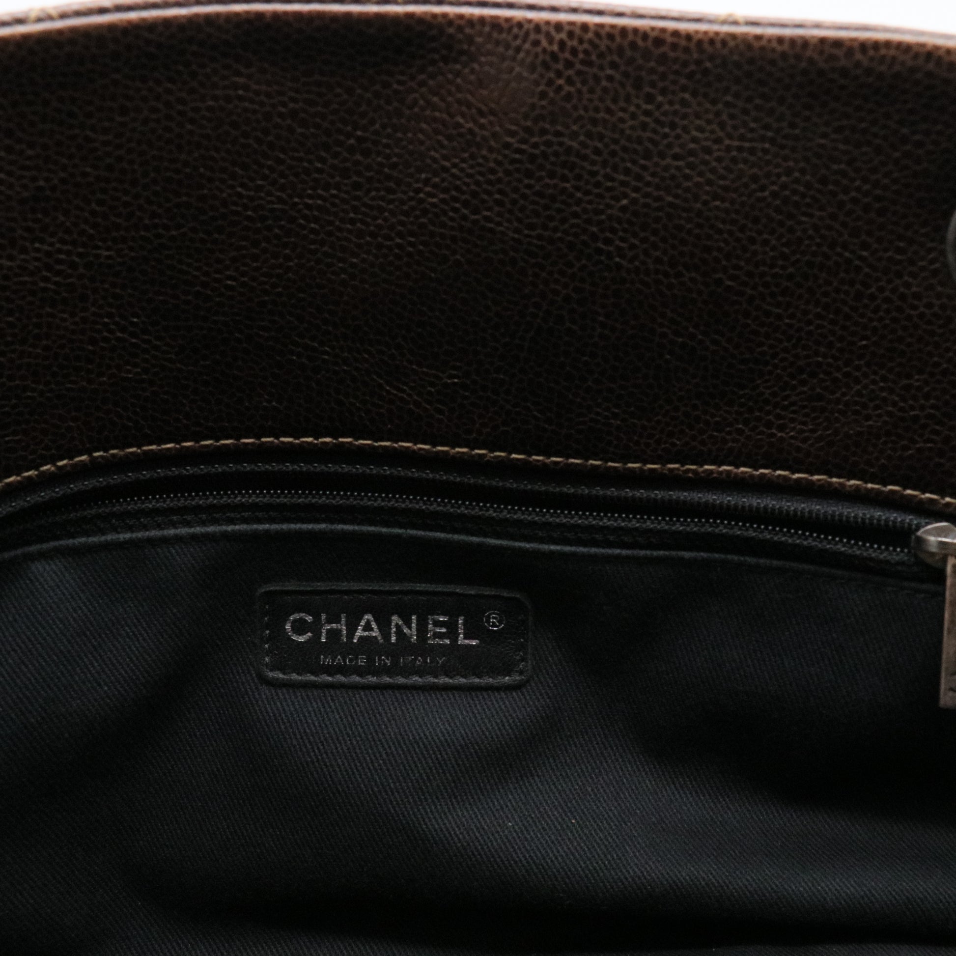 Chic Shopping Tote Quilted Caviar Small