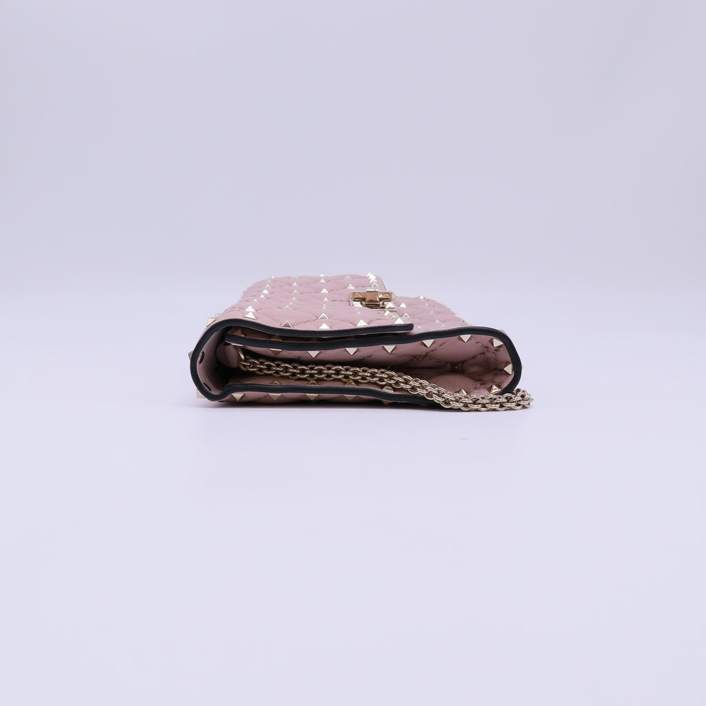 Valentino Garavani Rockstud Spike Crossbody Clutch Bag B22797