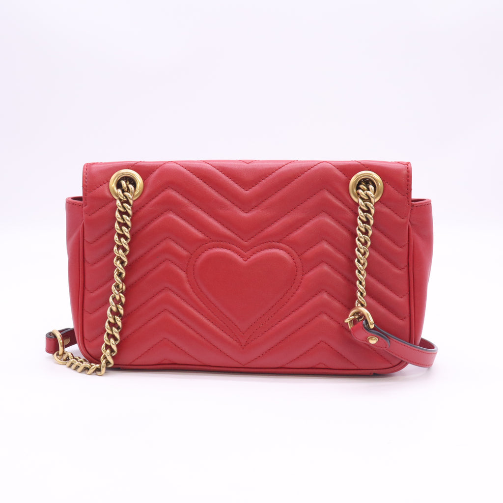 Gucci GG Marmont Matelassé Shoulder Bag B24527