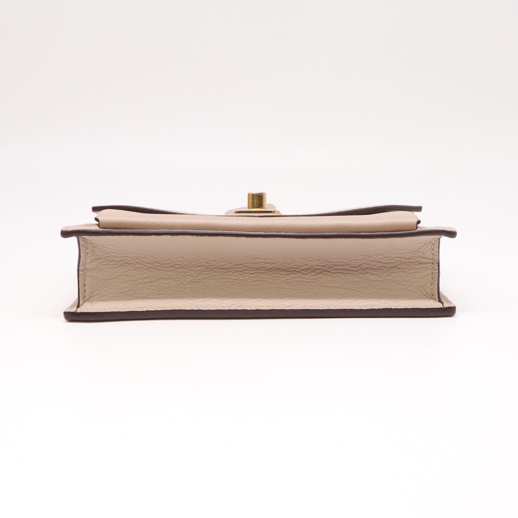 Louis Vuitton Mylockme Chain Pochette B22960