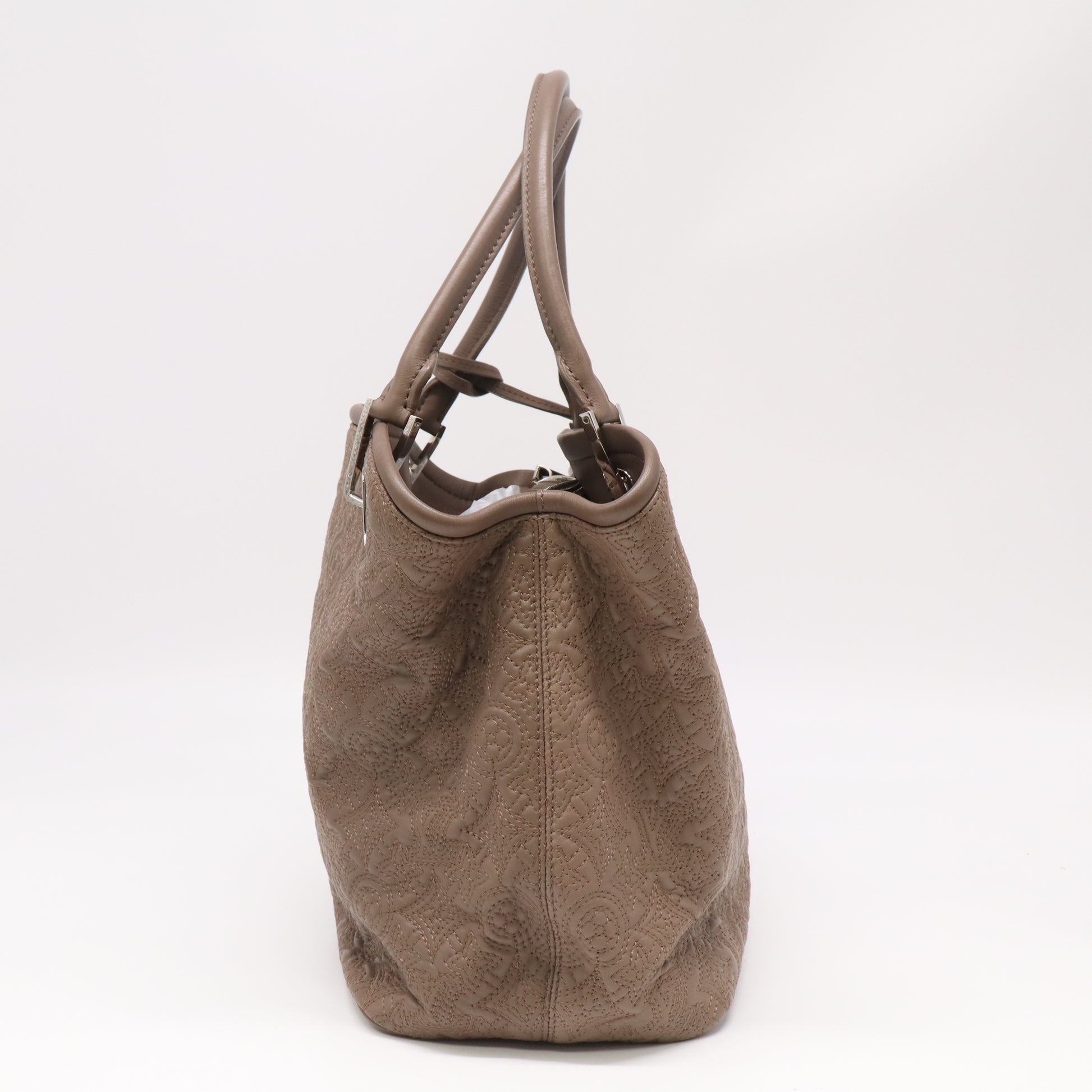 Louis Vuitton Monogram Antheia Lilia PM Bag B22935