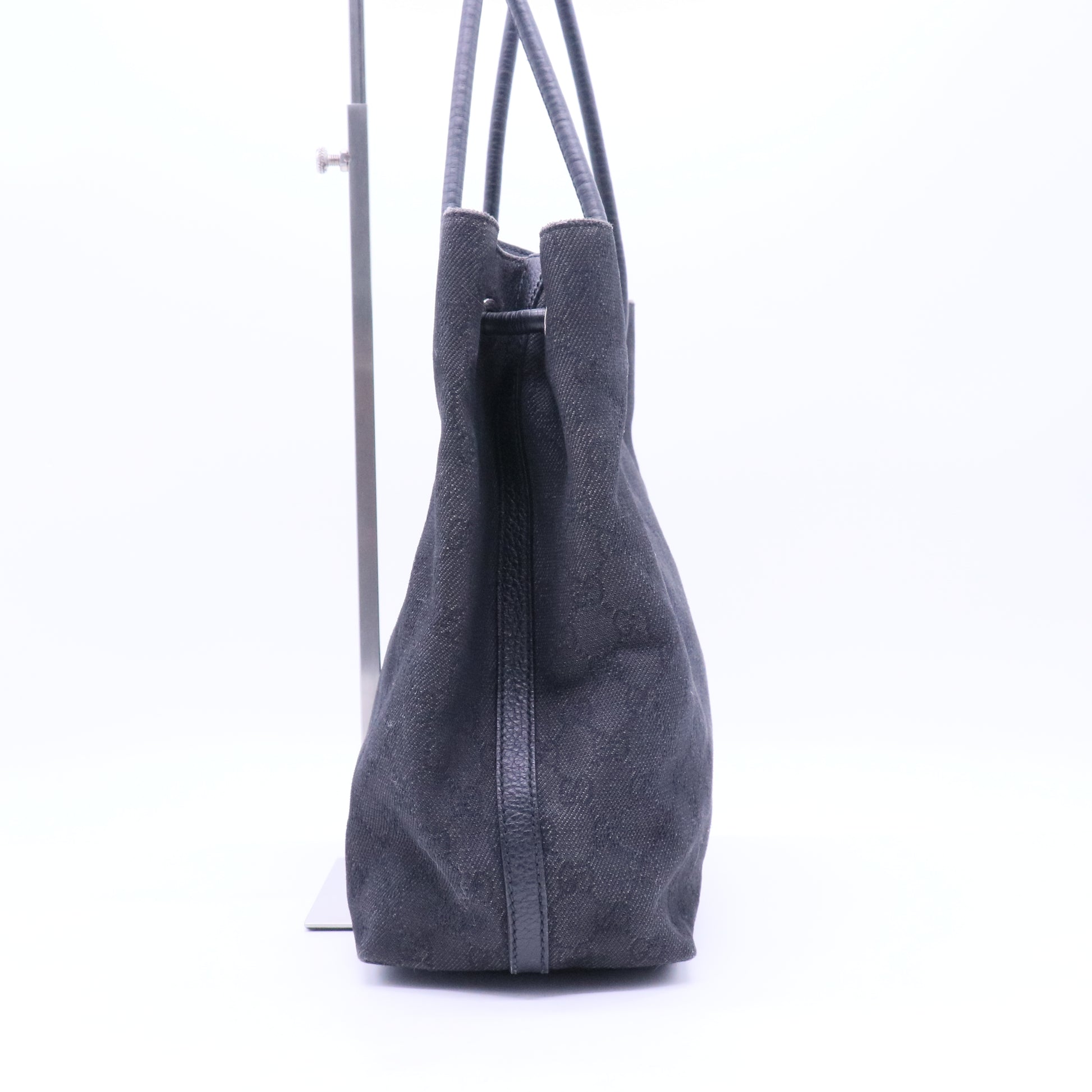 Canvas Monogram Gifford Shopping Tote Black B21429