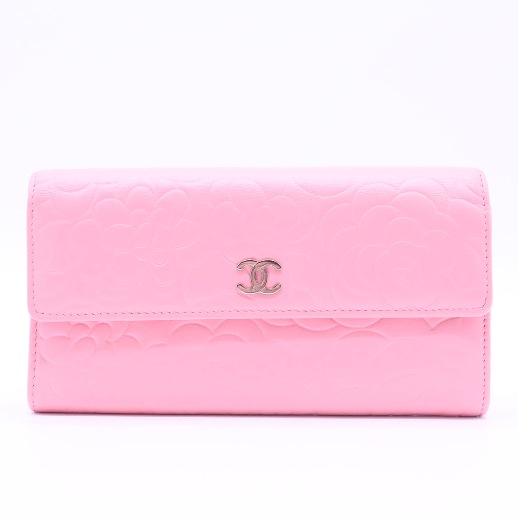 Lambskin Camellia Embossed Large Gusset Flap Wallet Black