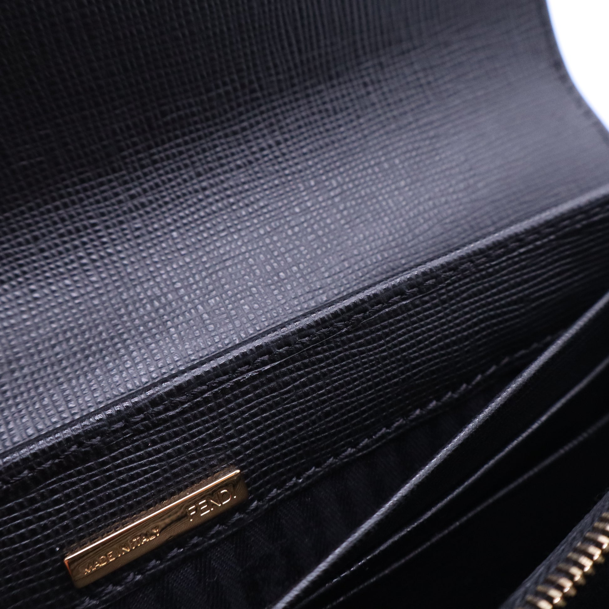 Fendi 2Jours Continental Wallet W21040
