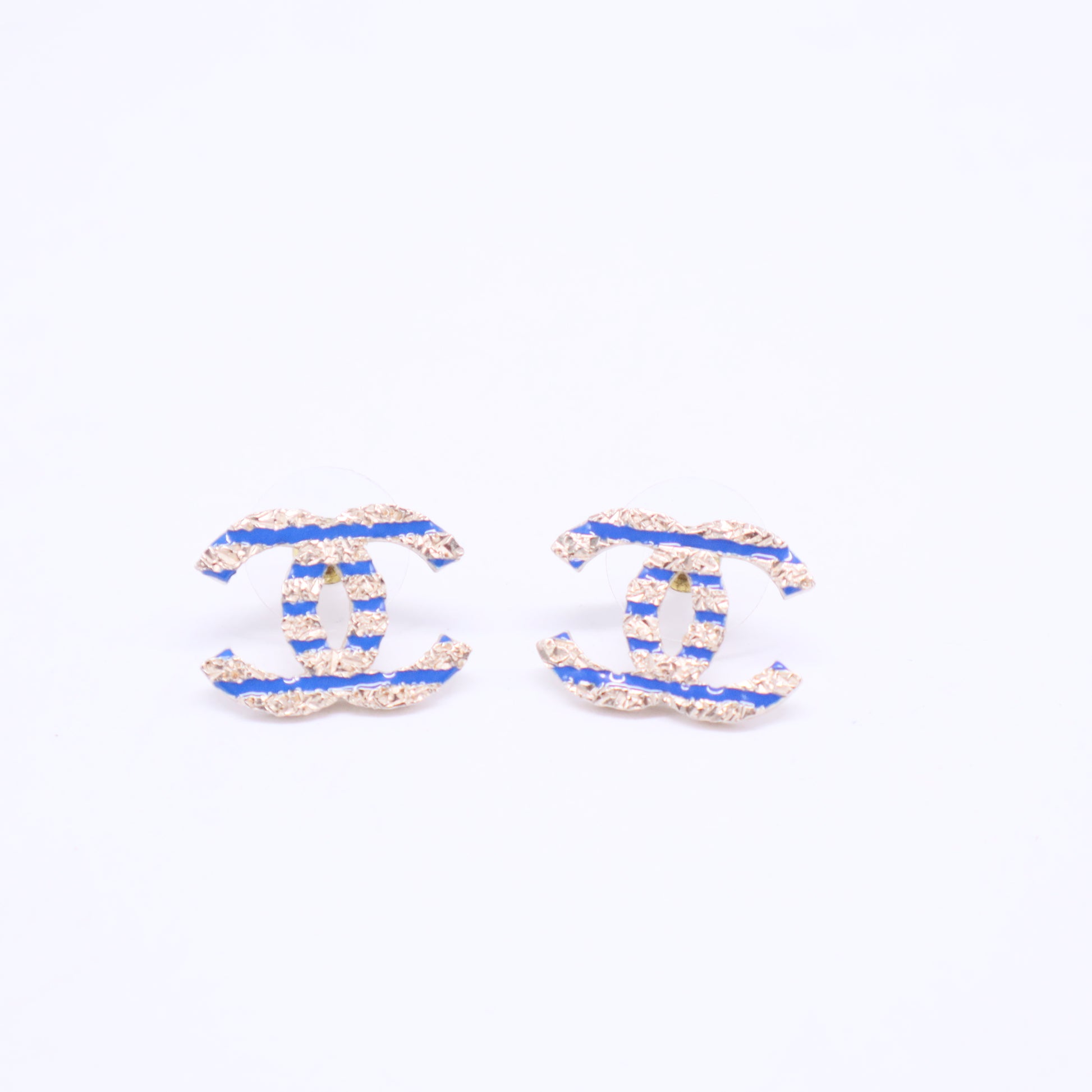 Clip Earrings in Blue and Gold W20516