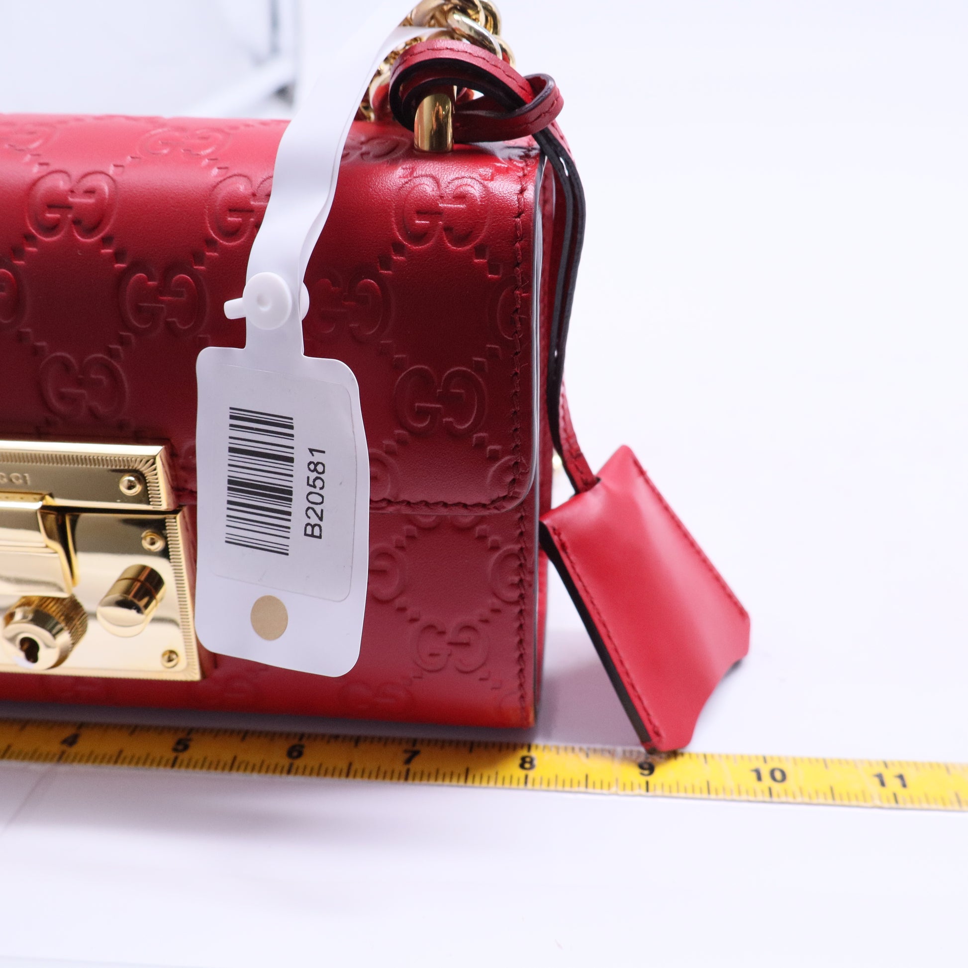 Padlock Shoulder Bag Guccissima Leather Small B20581