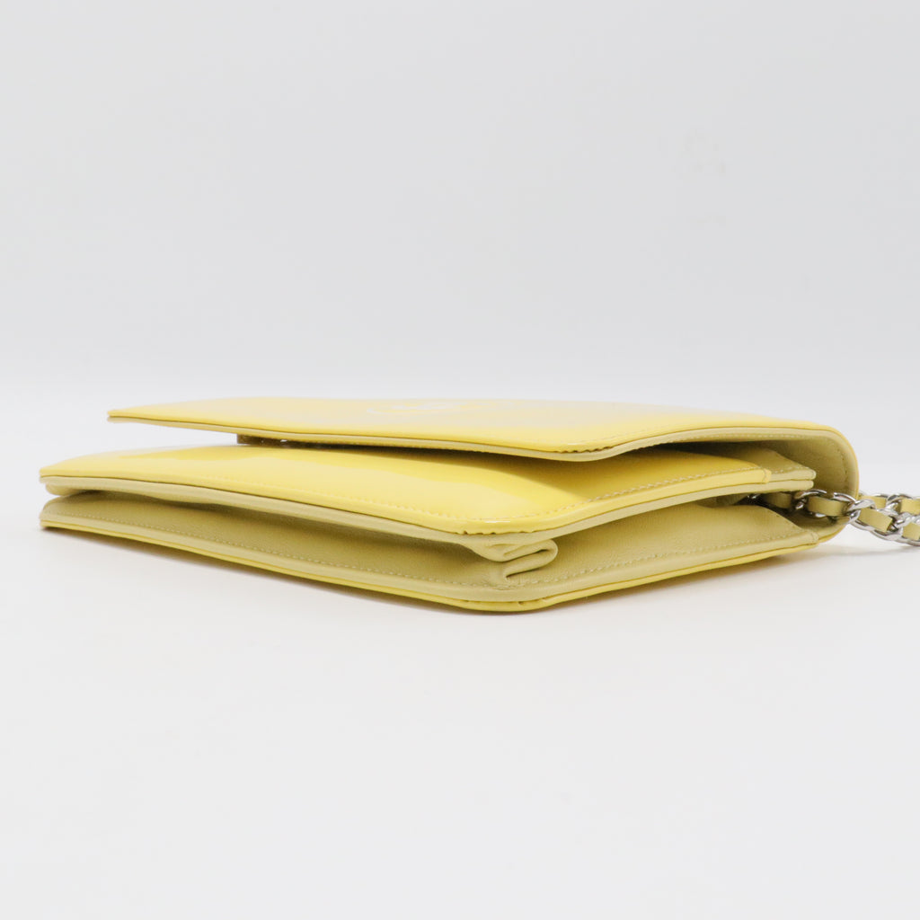 Patent CC Compact Wallet on Chain WOC Yellow
