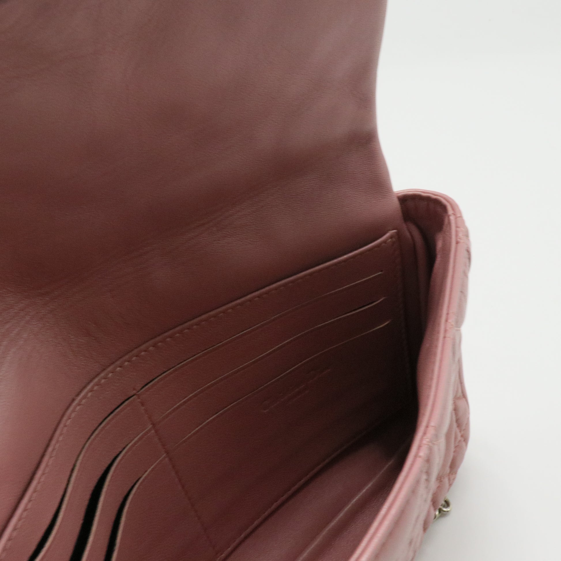 Lambskin Cannage New Lock Pouch Magnolia