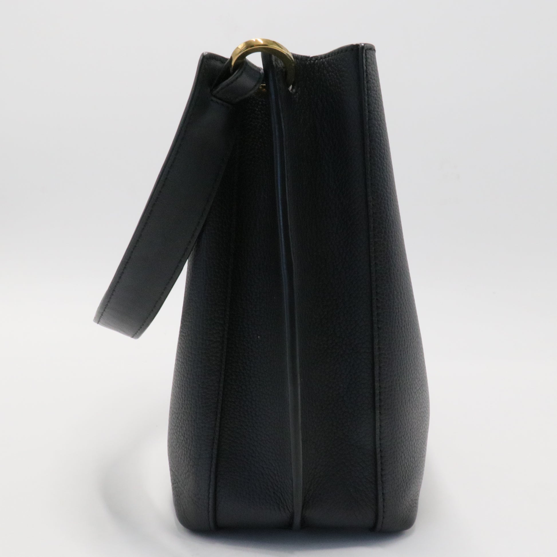 Pebble Leather Willow Bucket Bag twins