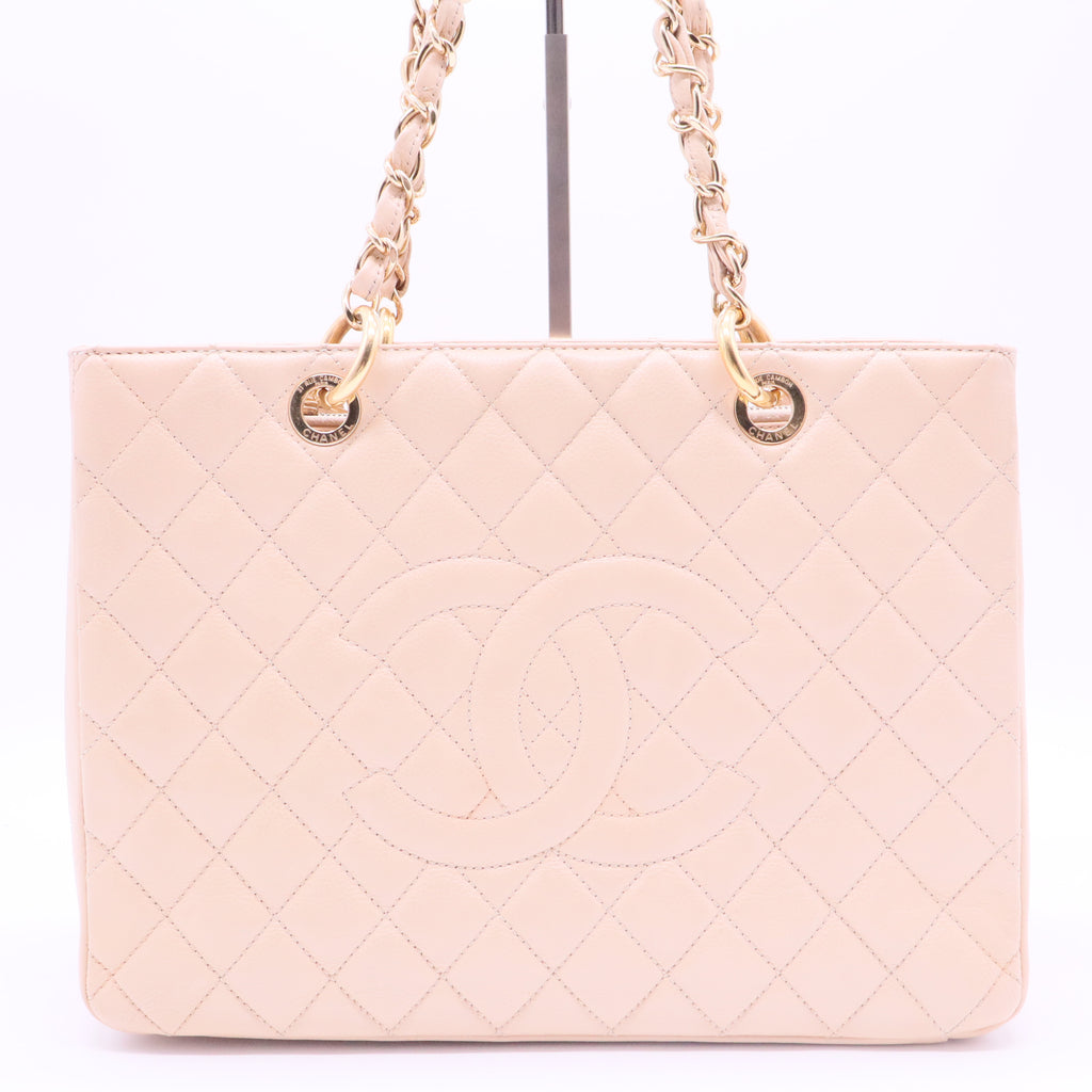 Grand Shopping Tote Quilted Caviar