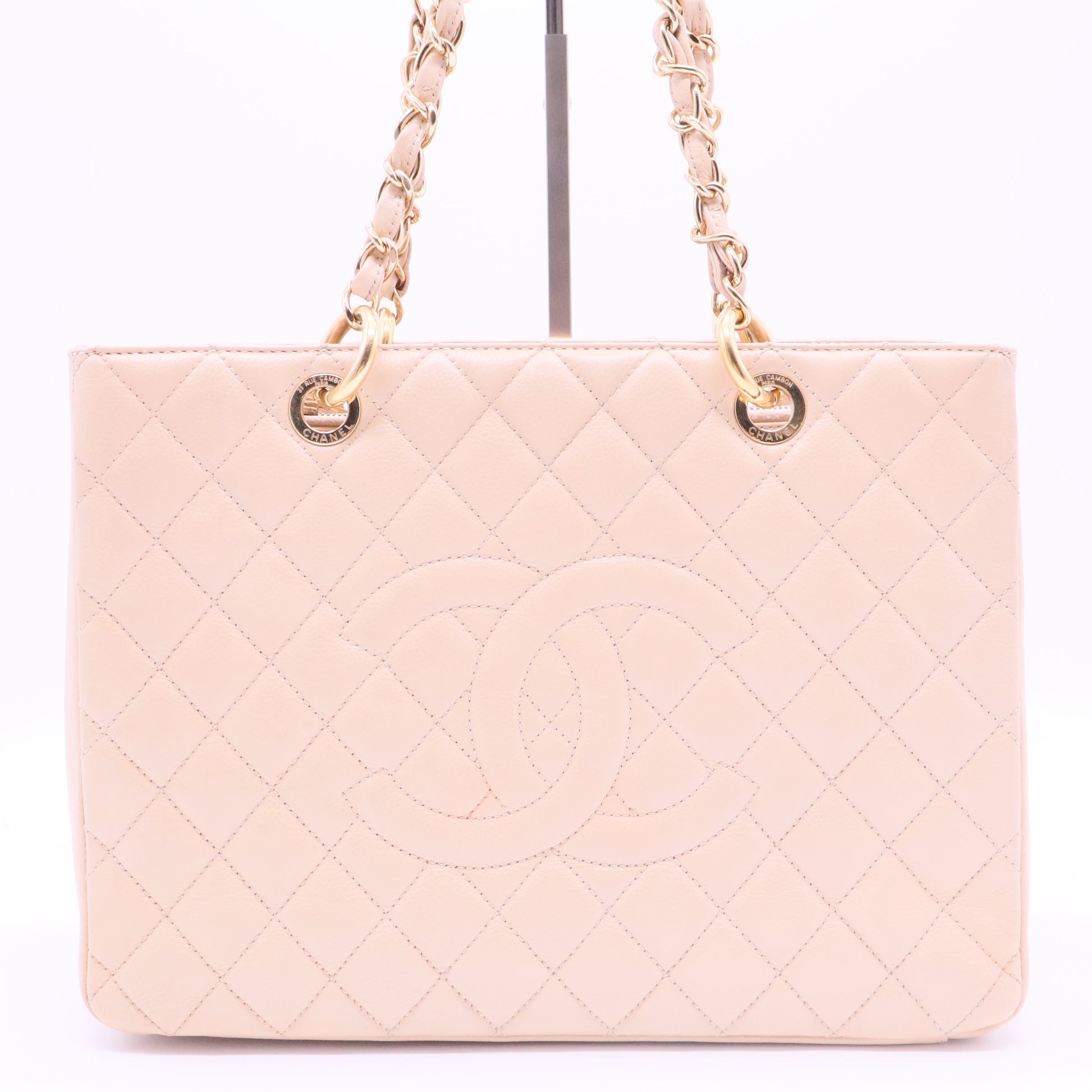Grand Shopping Tote Quilted Caviar