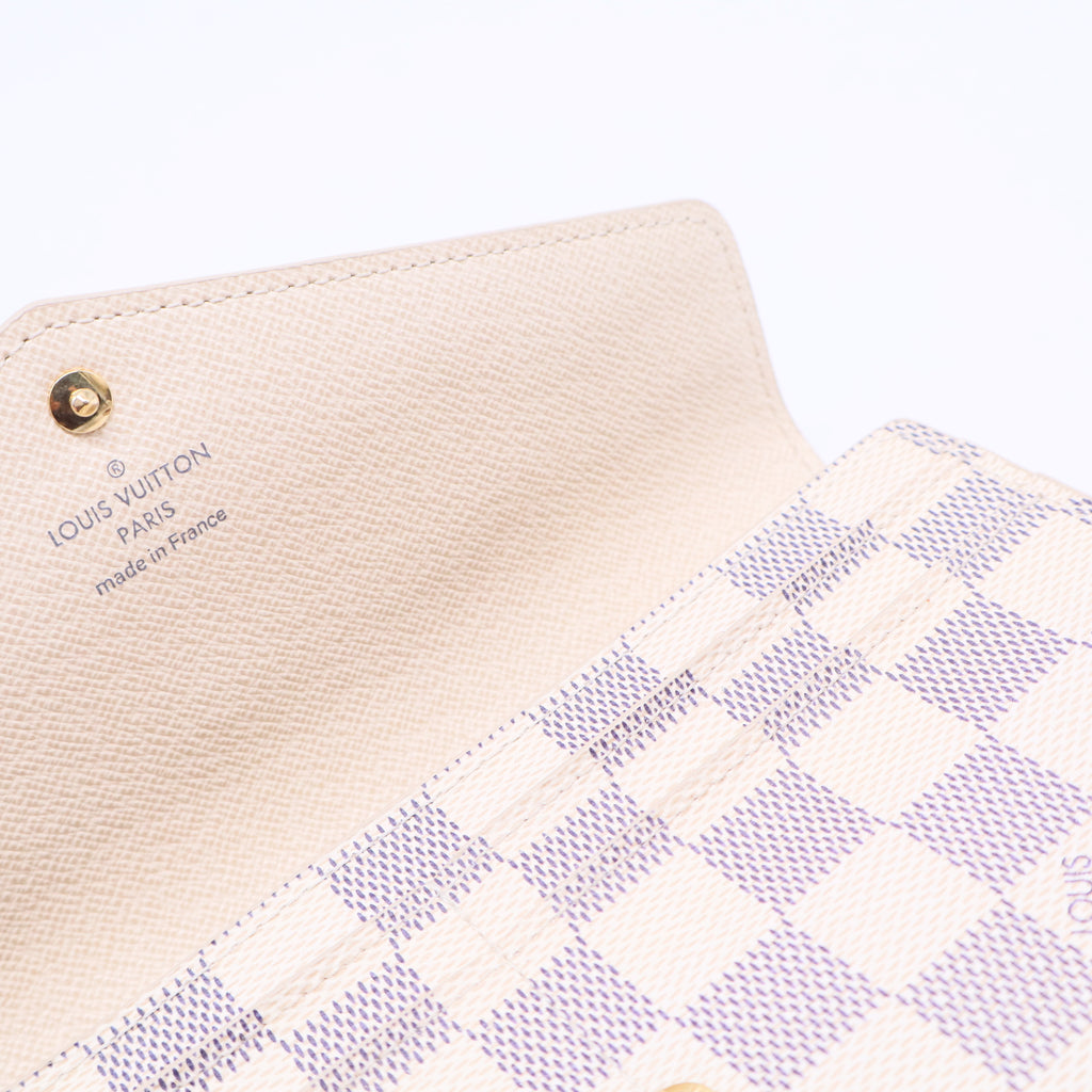 2018 Damier Azur Pattern Sarah Wallet W20587