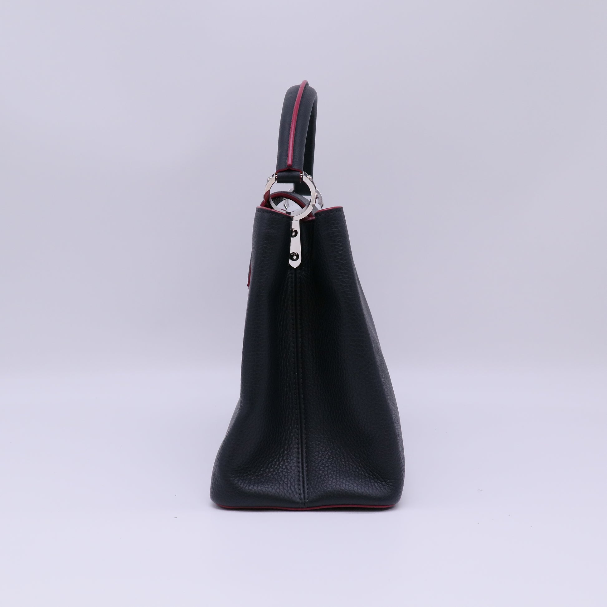 Louis Vuitton Capucines MM Bag twins B22652