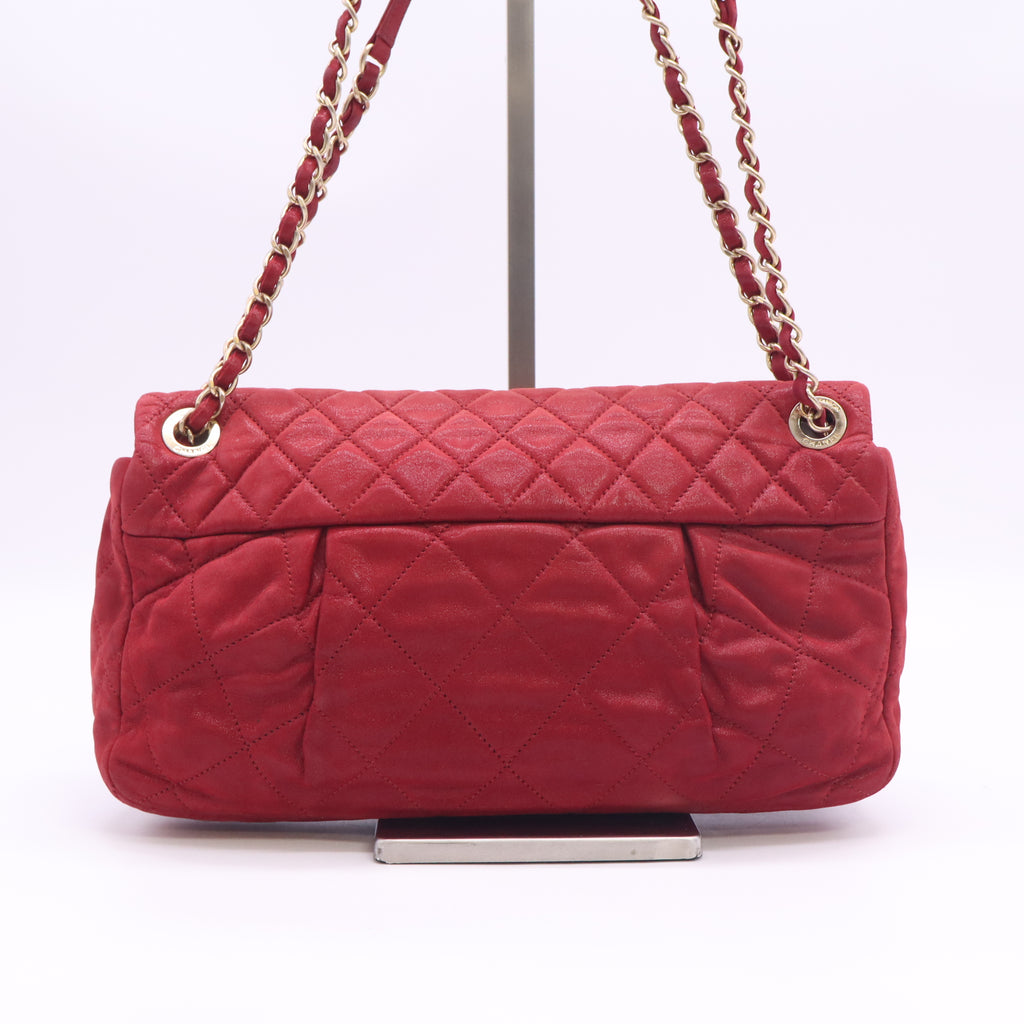 Coco Pleats Flap Bag Quilted Iridescent Calfskin Large B24540
