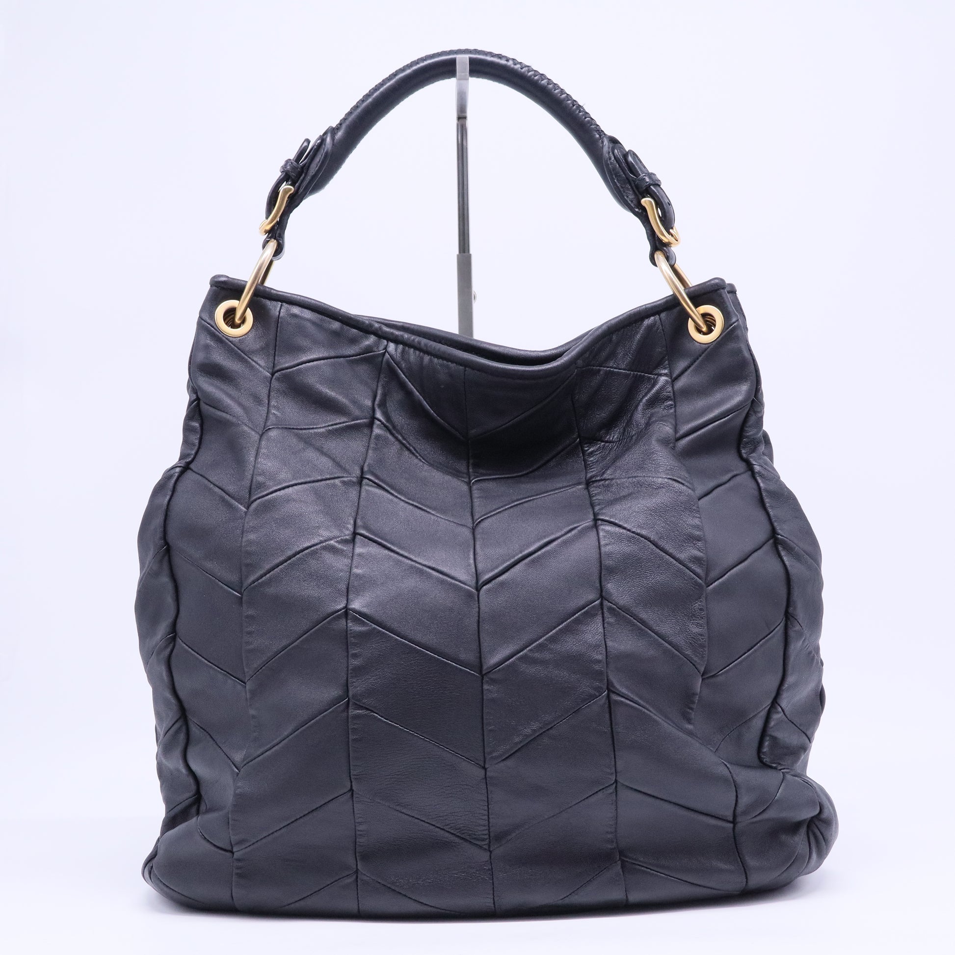 Black Leather Quilted Chevron Hobo Bag B20450