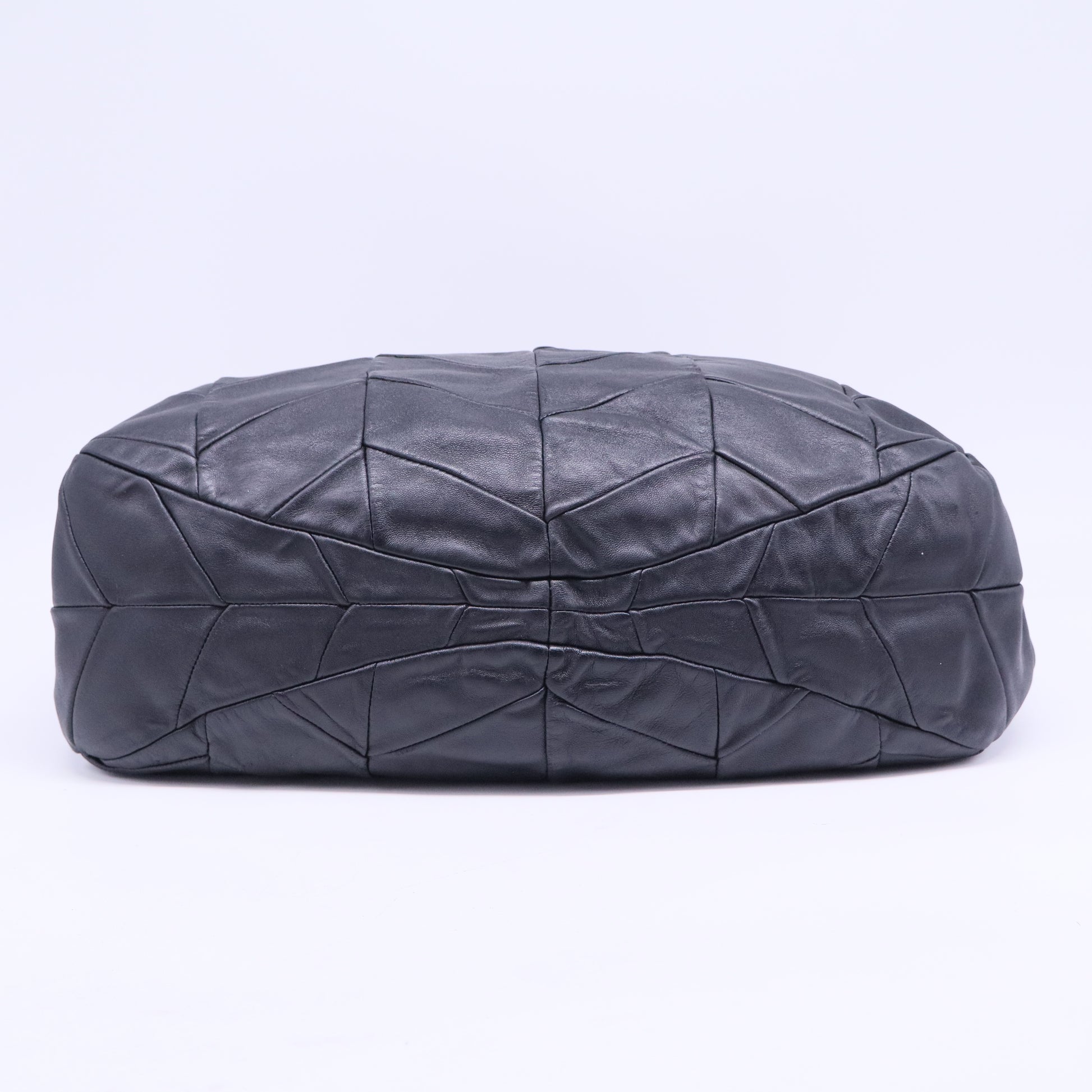 Black Leather Quilted Chevron Hobo Bag B20450