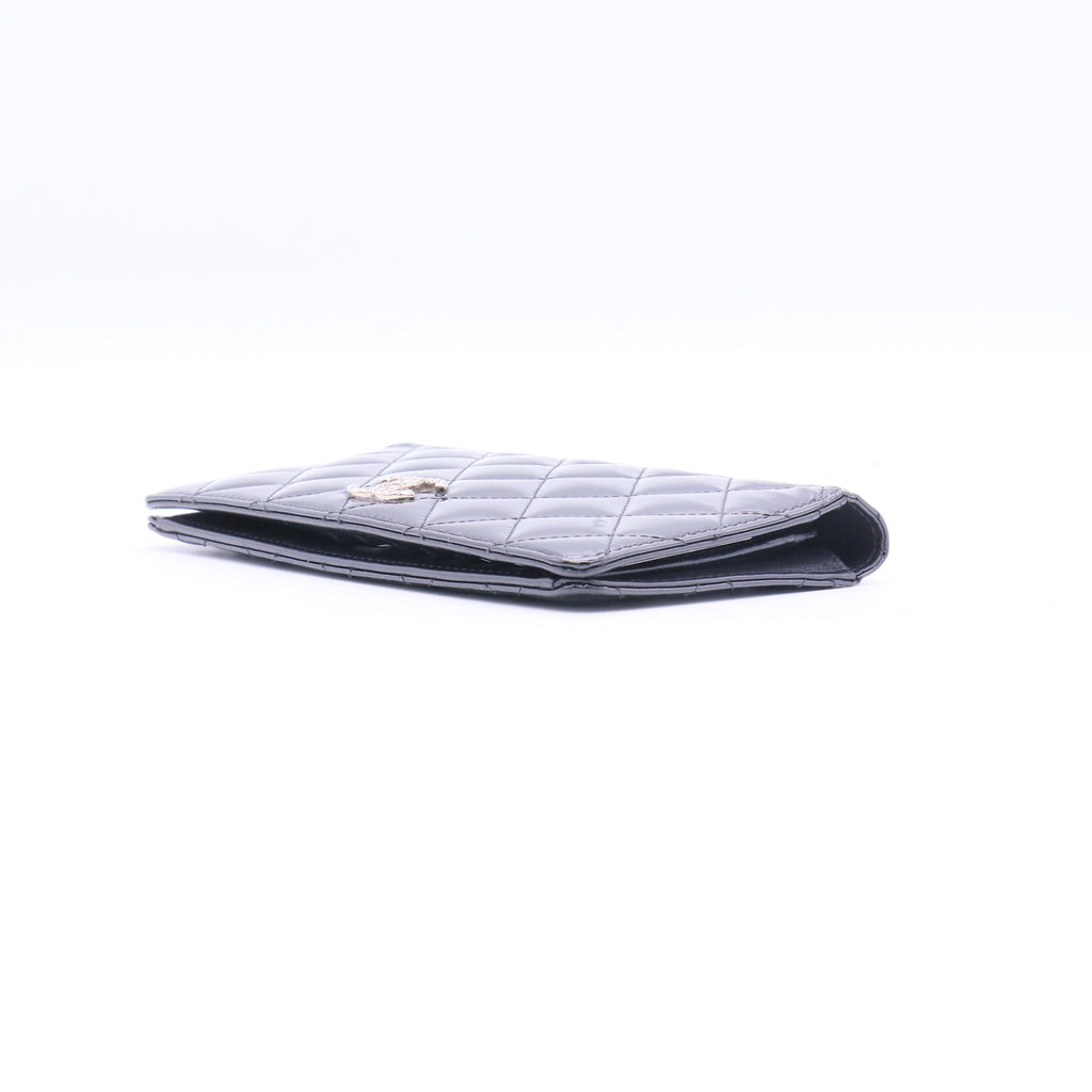 Chanel Patent Brilliant Yen Wallet Black W20918