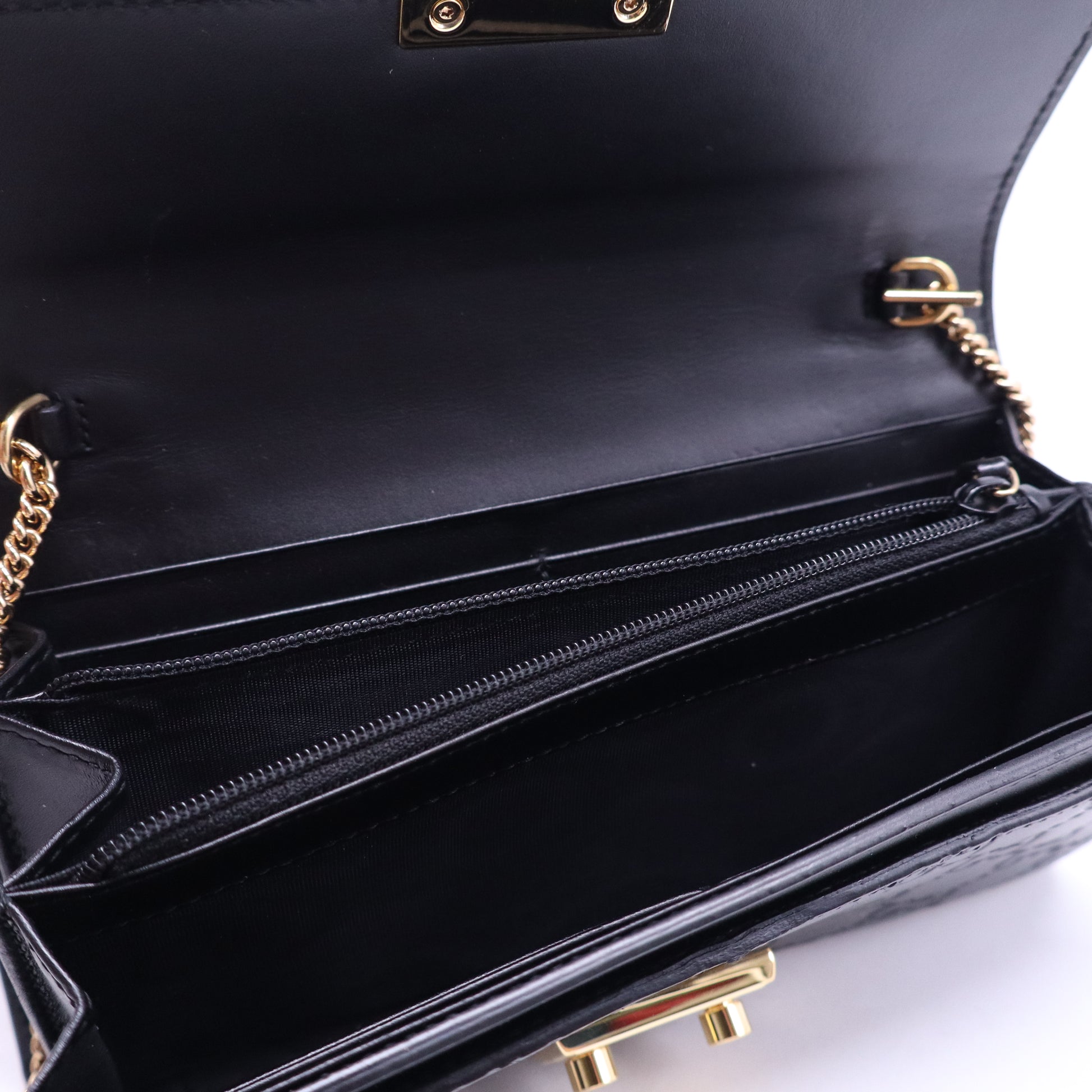 Gucci Signature Padlock Continental Chain Wallet W20843