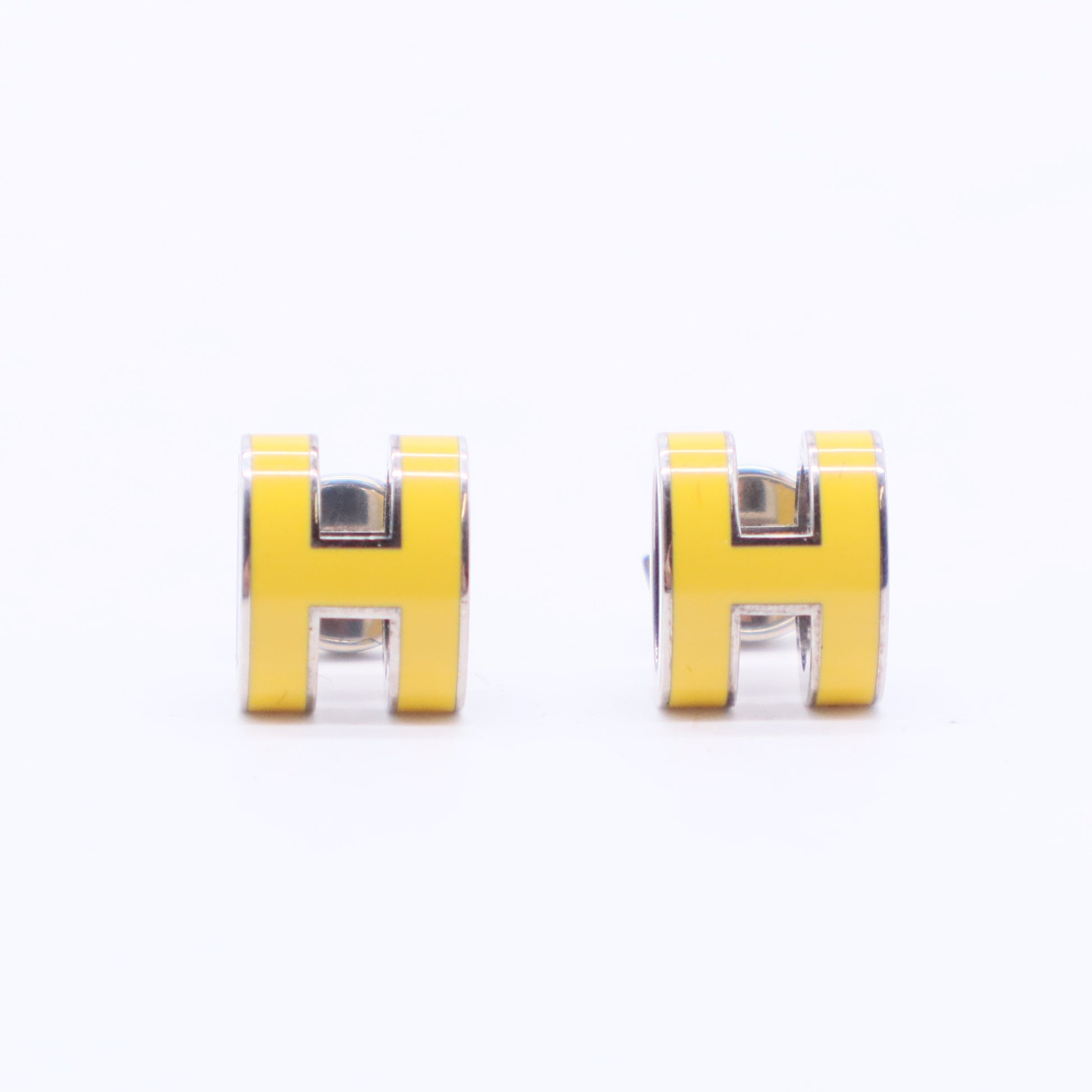 Boucles d'oreilles en métal émaillé Hermes Mini Pop H Argenté Jaune W20084