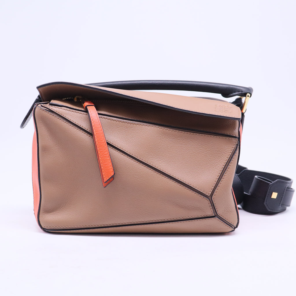 Puzzle Bag Leather Medium shoulder bag B20294