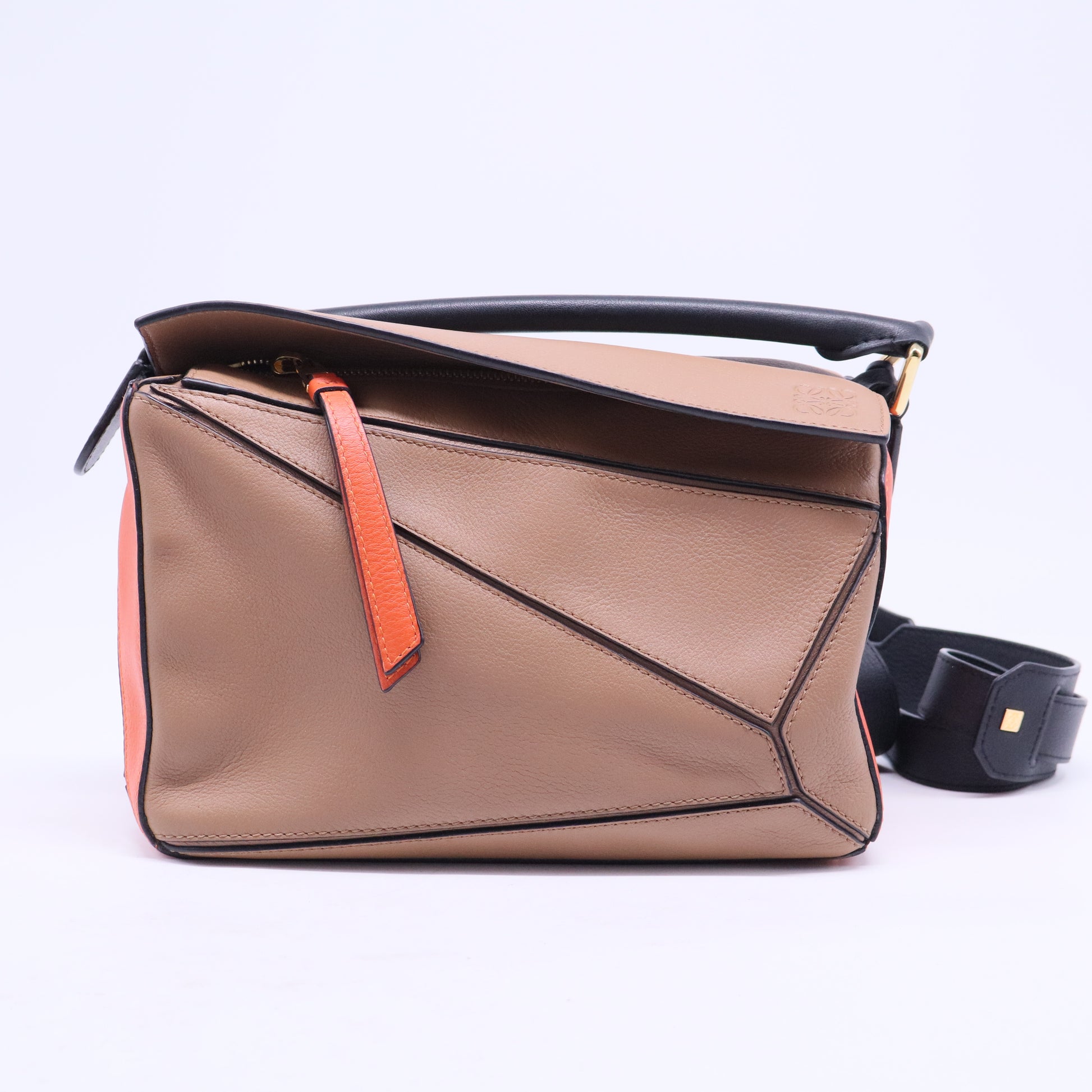 Puzzle Bag Leather Medium shoulder bag B20294