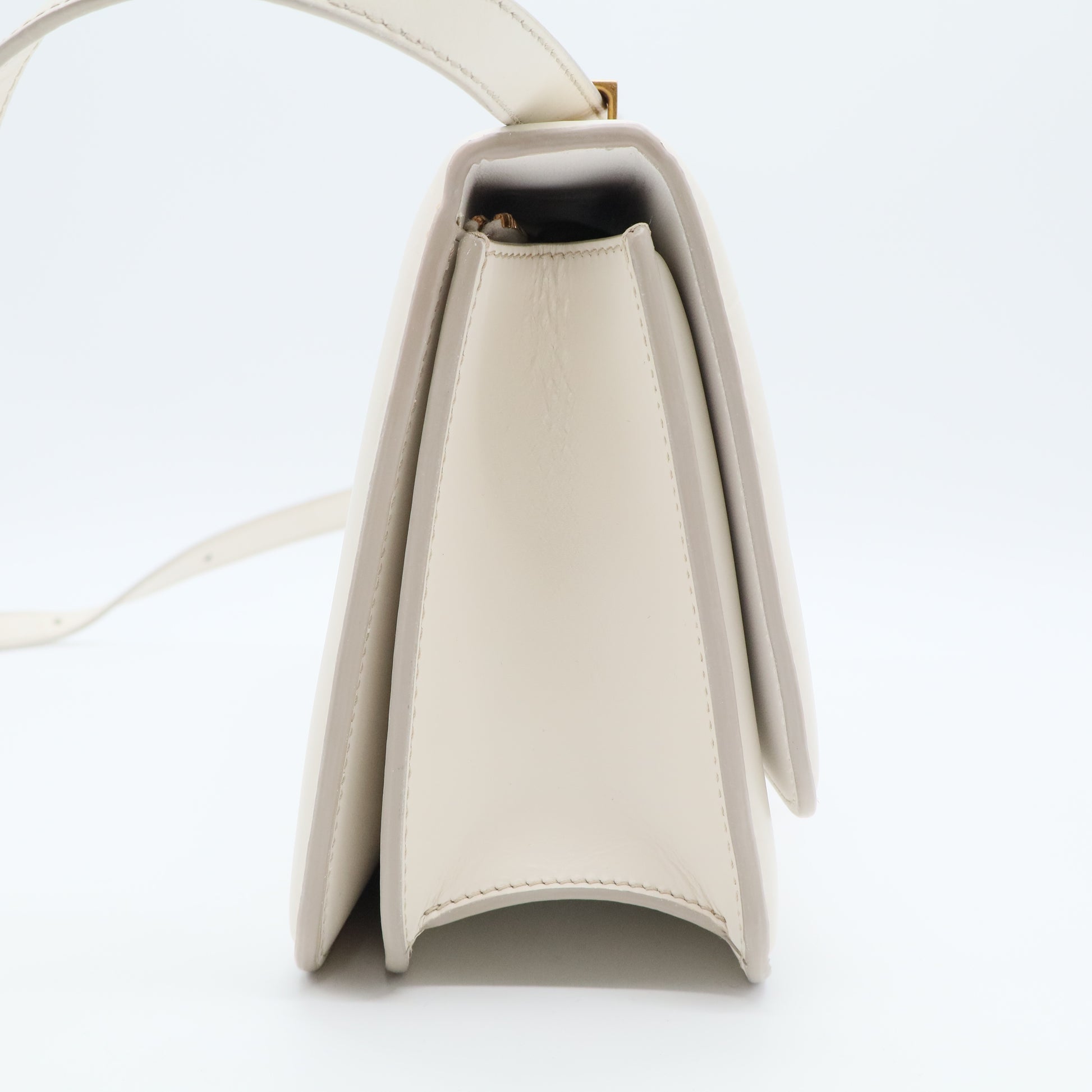 Leather BV Classic Shoulder Bag
