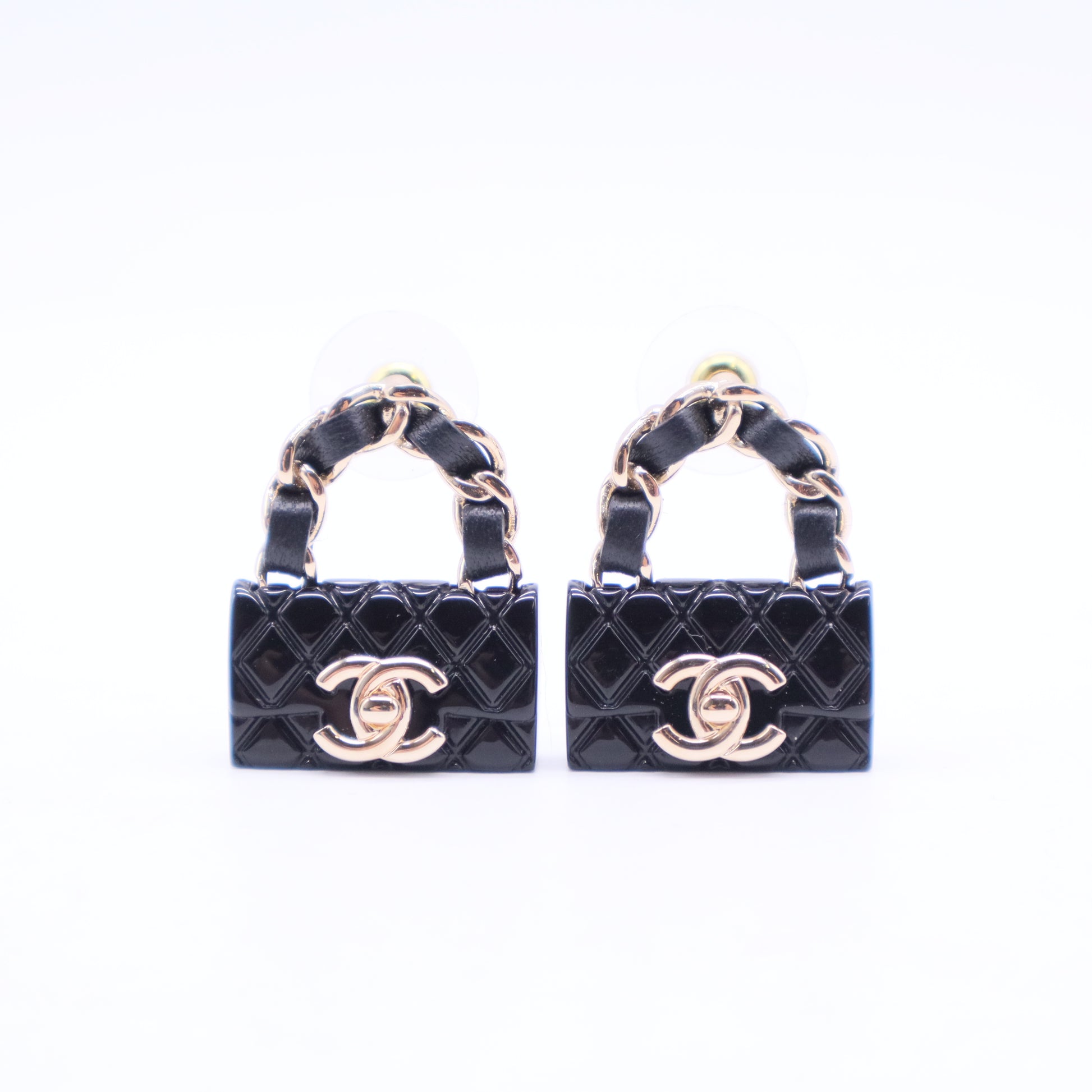 2023 Leather & Resin CC Quilted Flap Purse Drop W20099
