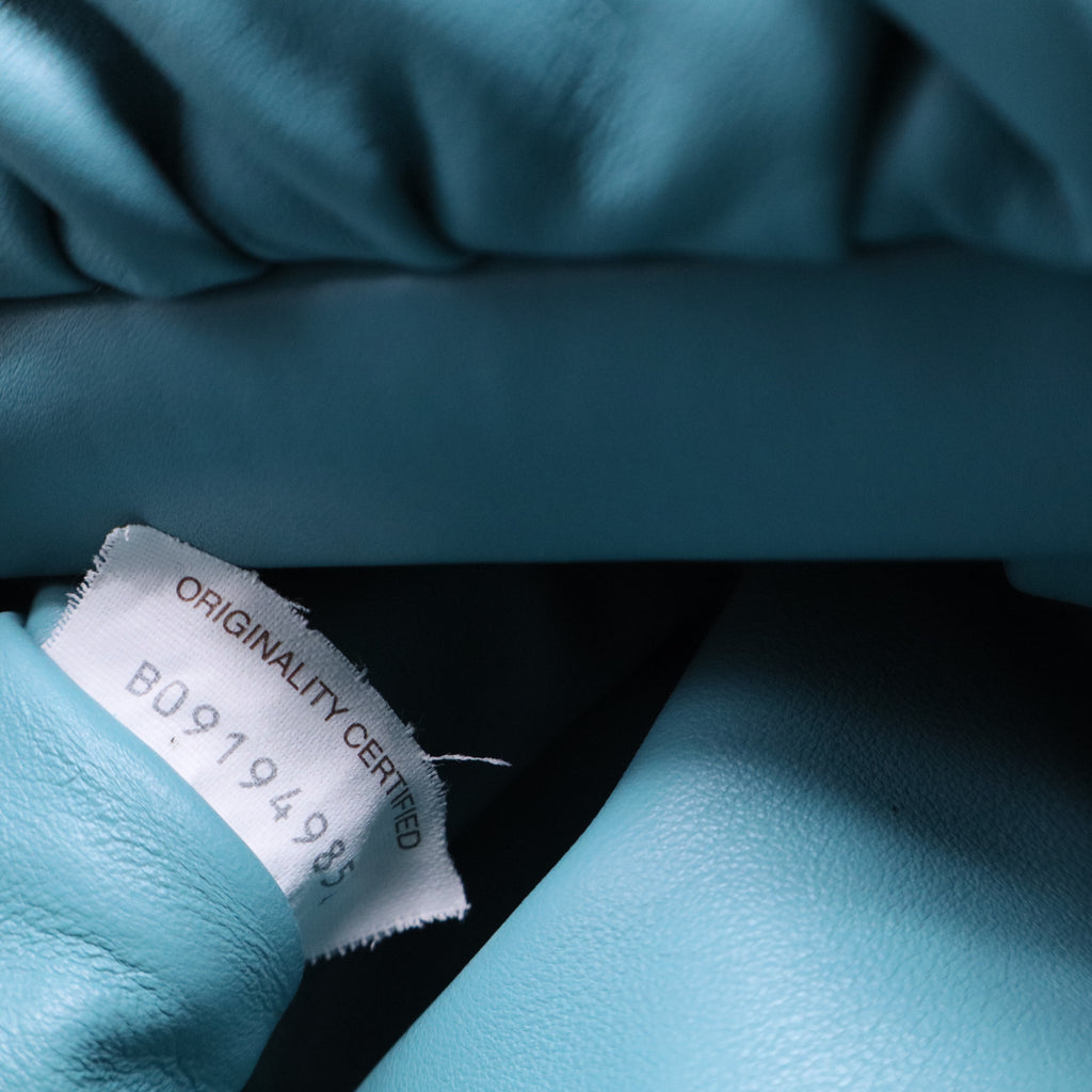 Bottega Veneta Light Blue Leather Chain Pouch twins B20681