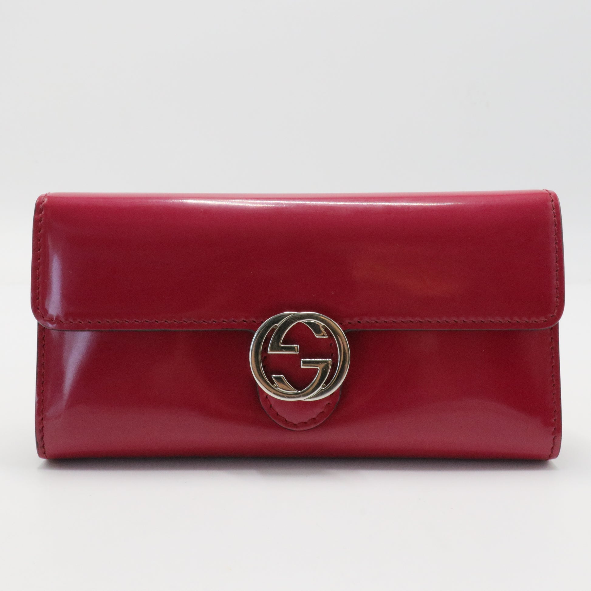 Red Interlocking G Flap Leather Wallet