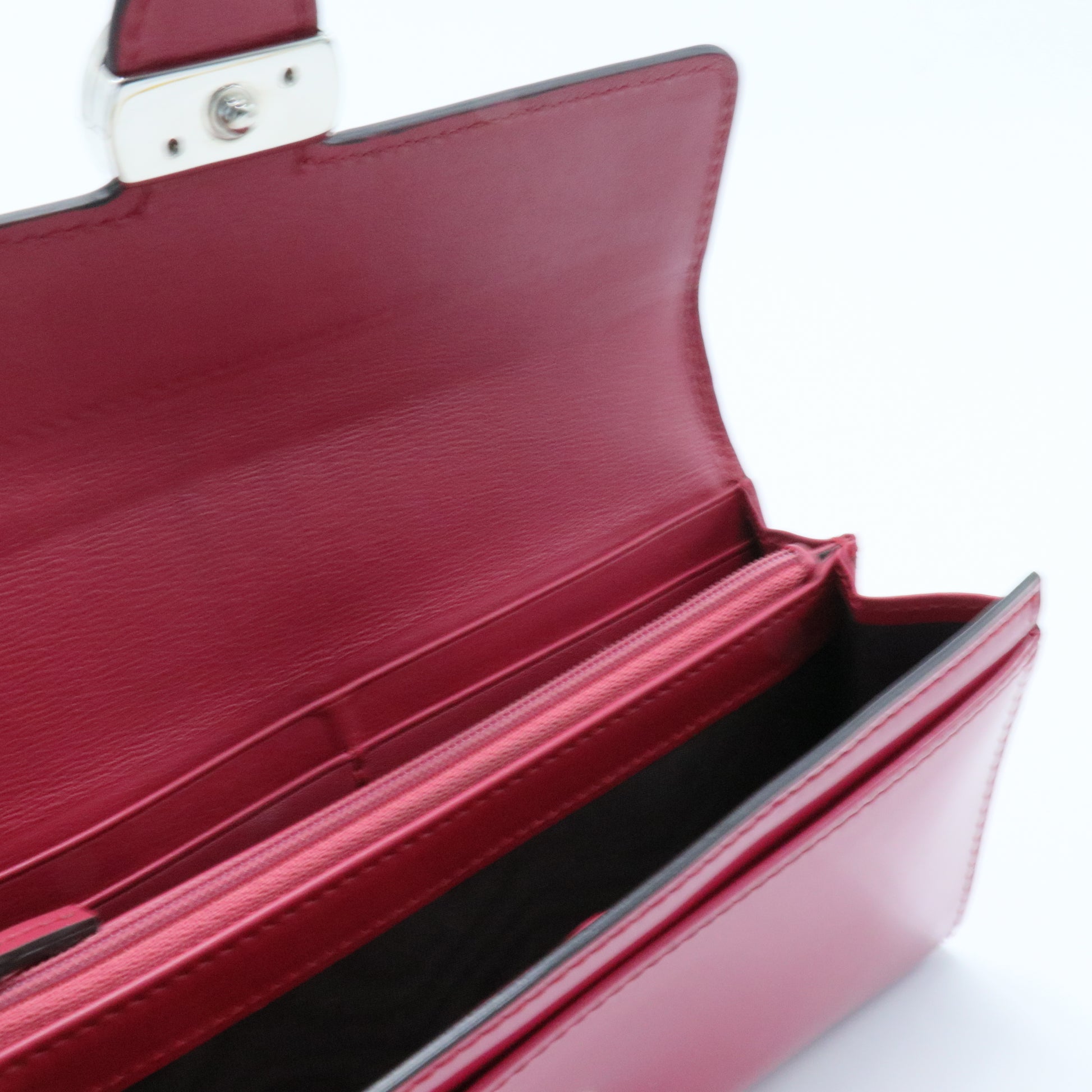 Red Interlocking G Flap Leather Wallet