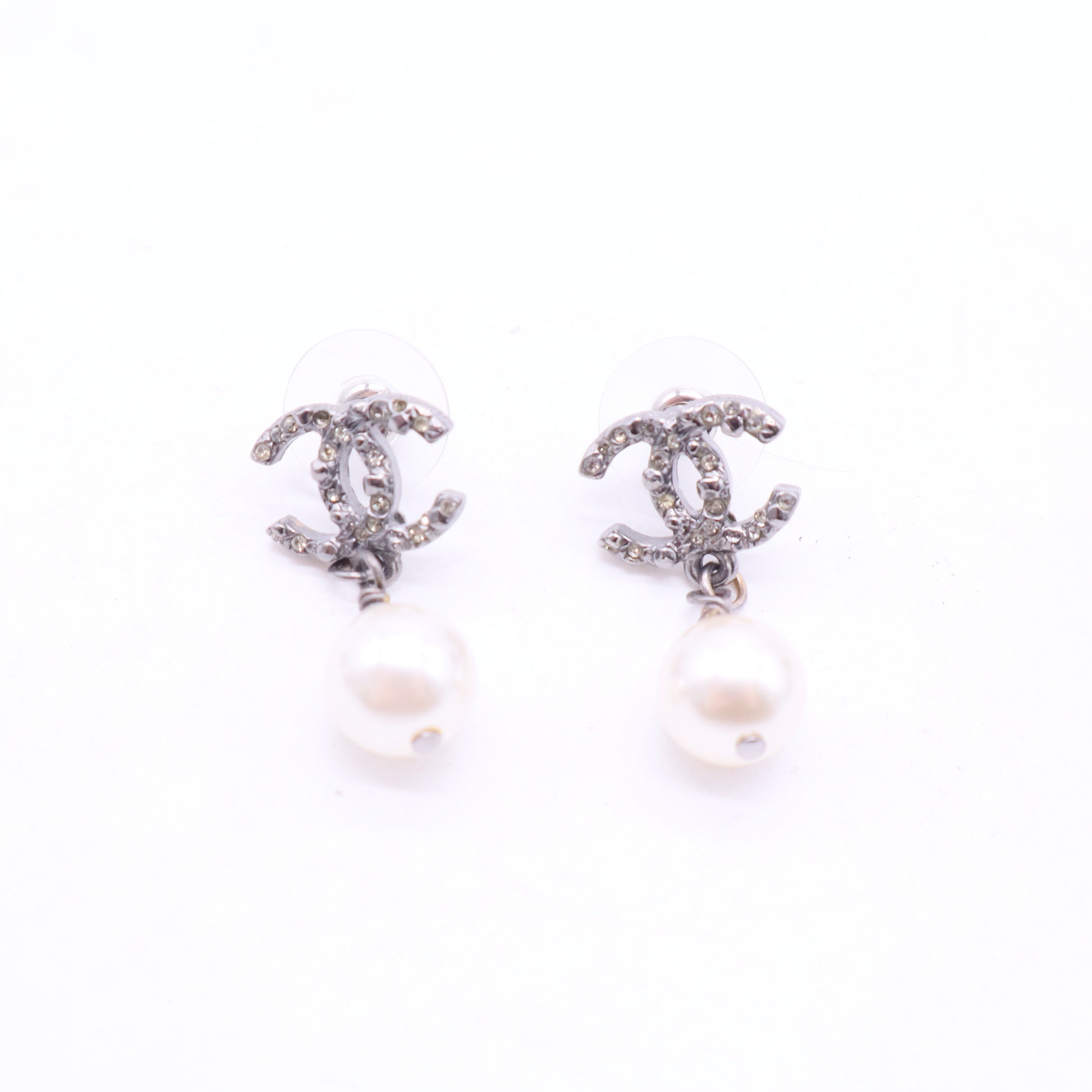 Pearl Double C Earrings W20103