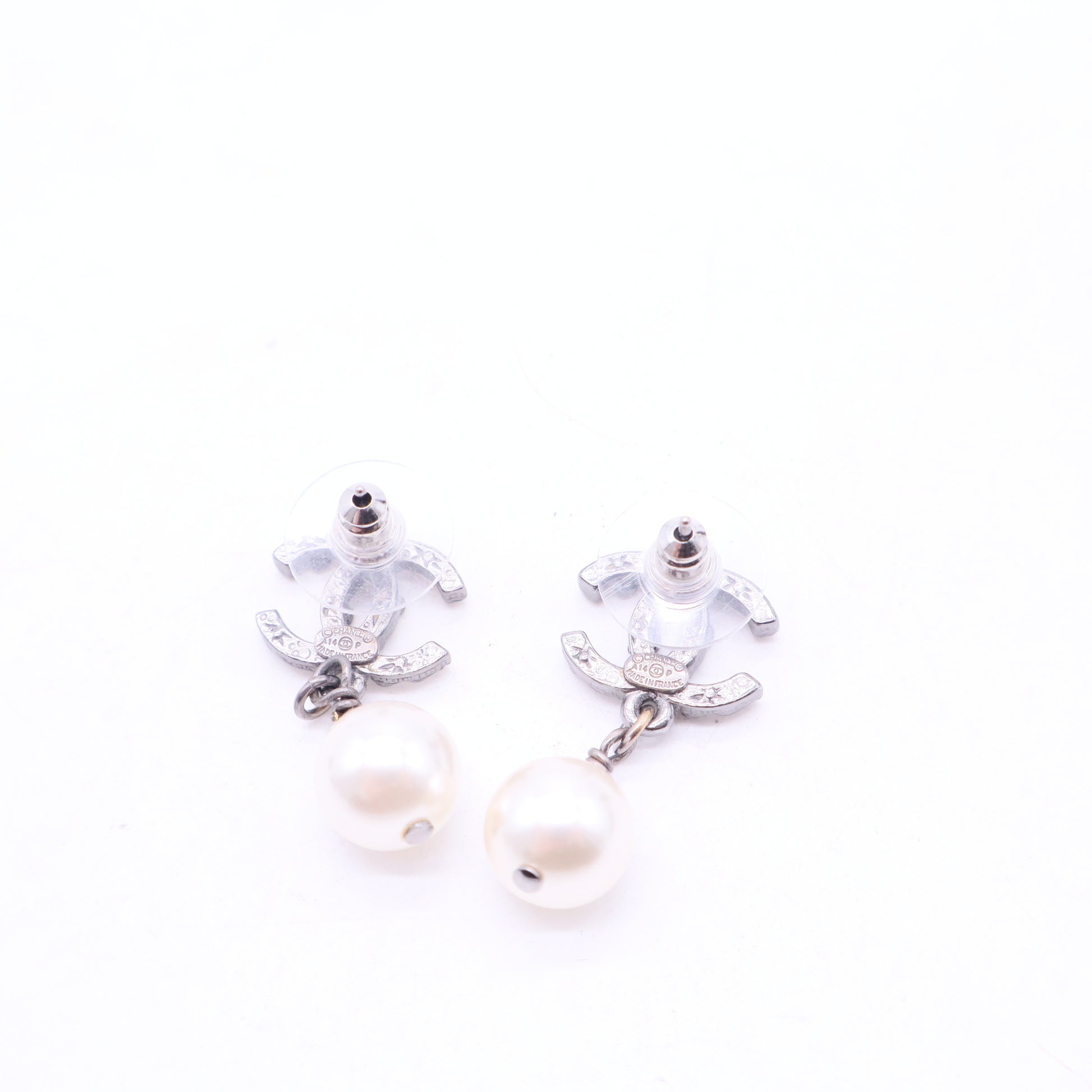 Pearl Double C Earrings W20103