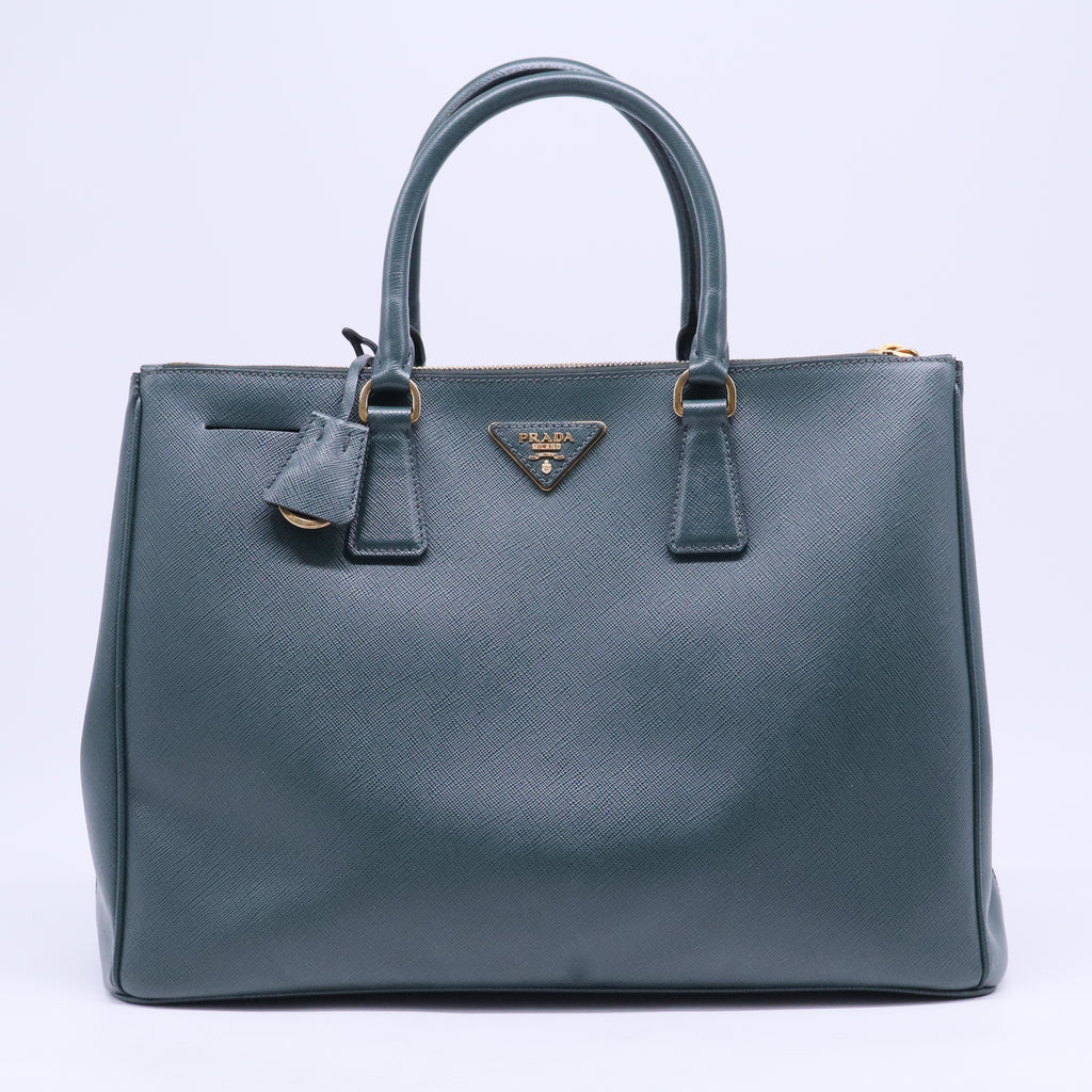 Saffiano Leather Galleria Double Zip Large B20683