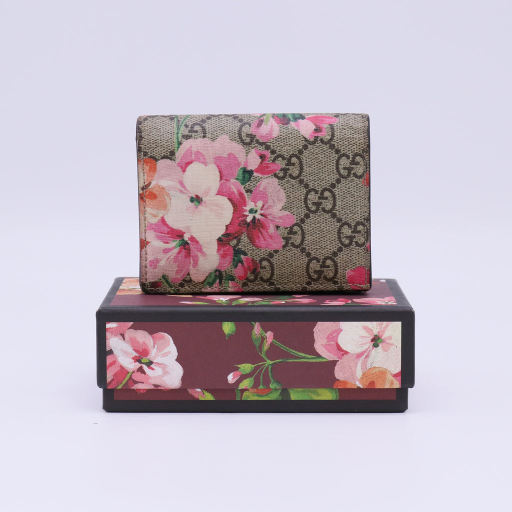 Gucci GG Supreme Monogram Blooms Card Case Beige Multicolor Dry Rose twins W22297