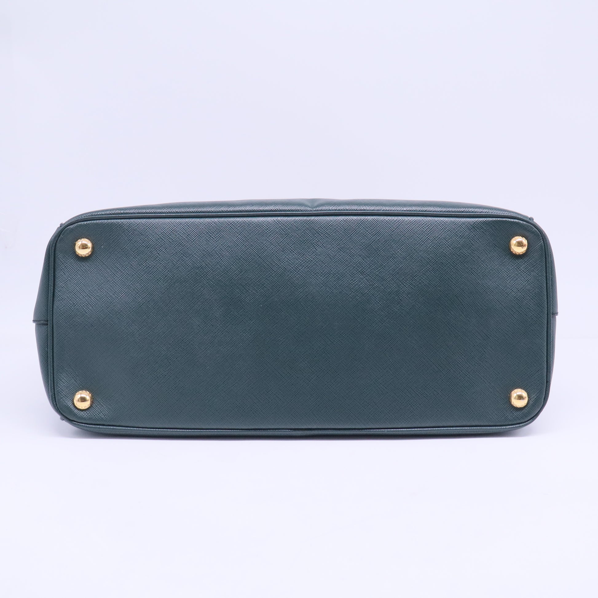 Saffiano Leather Galleria Double Zip Large B20683