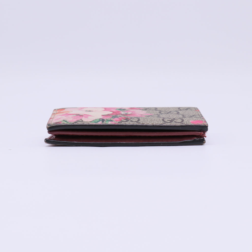 Gucci GG Supreme Monogram Blooms Card Case Beige Multicolor Dry Rose twins W22297