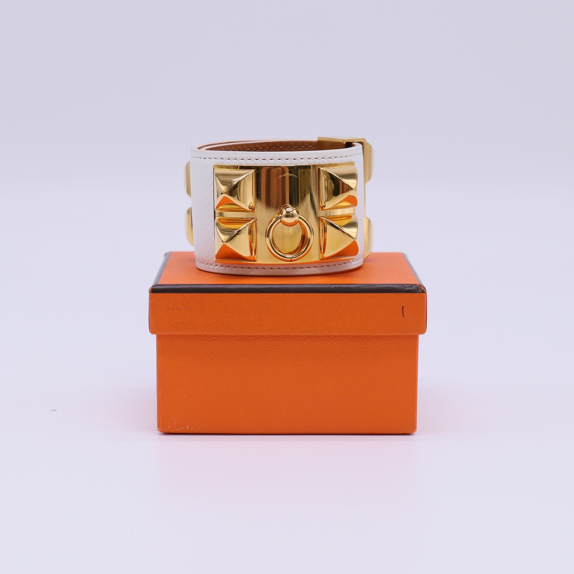 Hermès White Epsom Leather Gold Plated Collier de Chien (CDC) Cuff Bracelet Twins LDJ4761