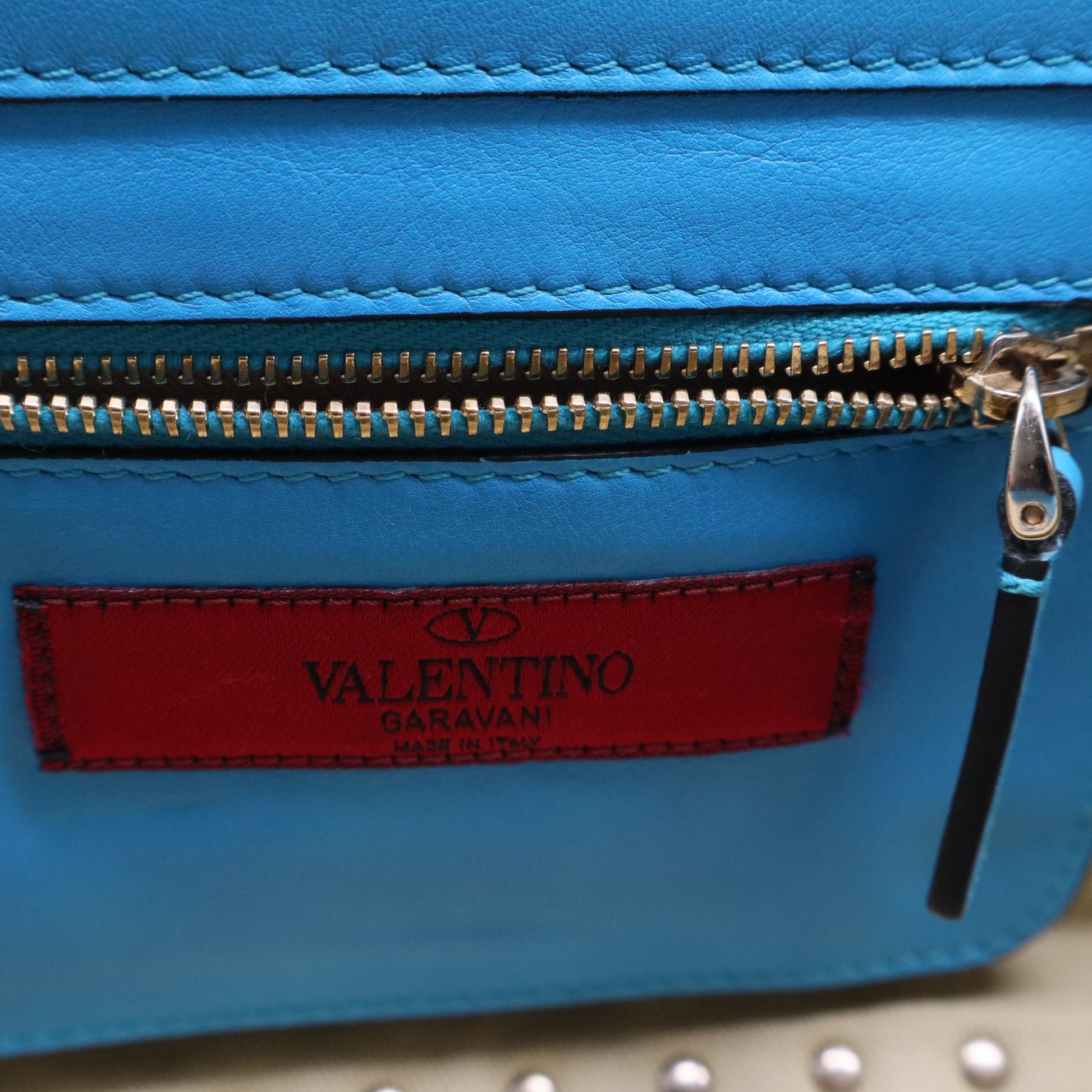 Nano Rockstud Tote B20548