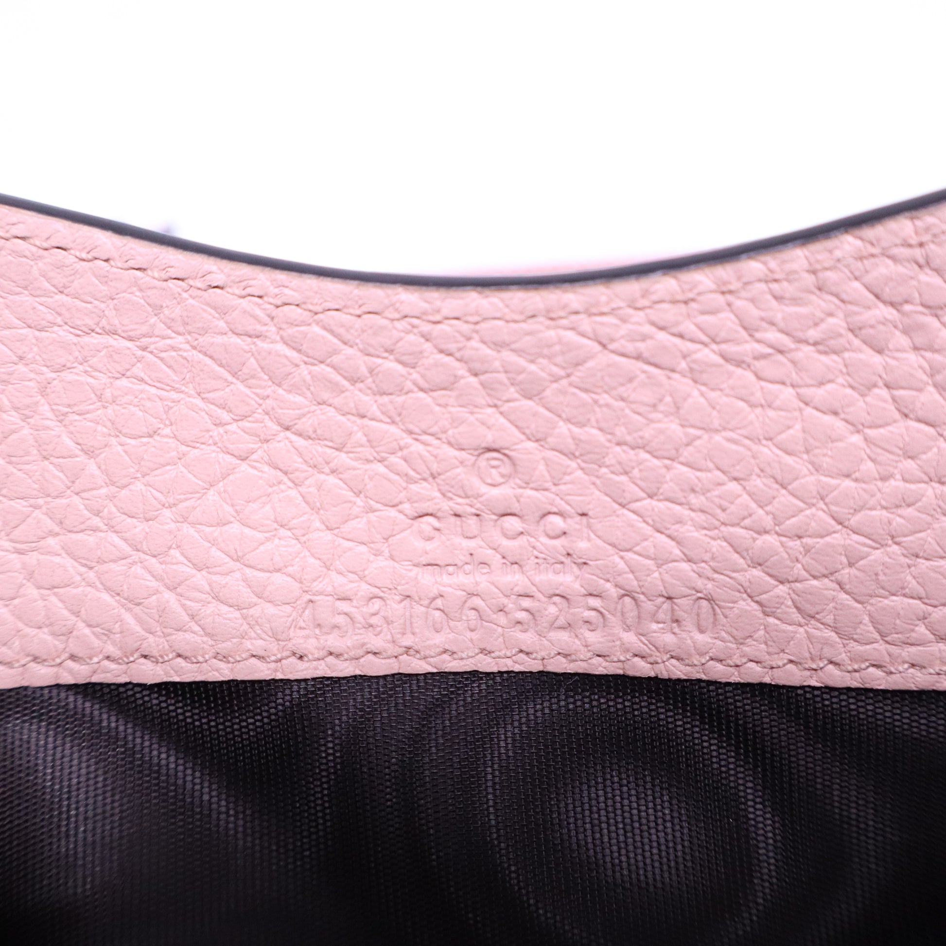 Gucci L'Aveugle Par Amour Feline Head Pouch Wallet W21065