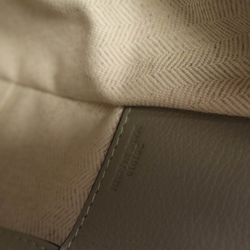 Loewe Hammock Bag B24441