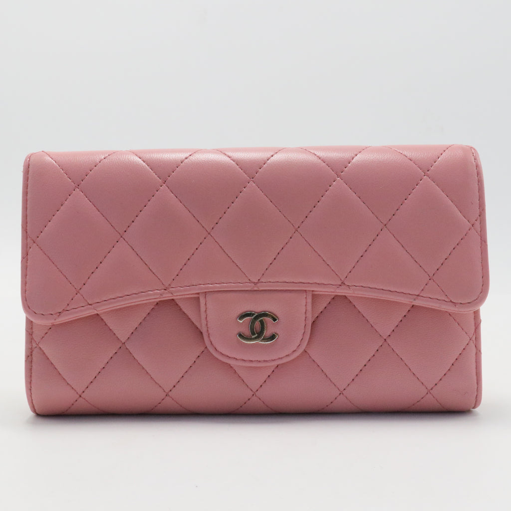 Caviar Quilted Large Gusset Flap Wallet