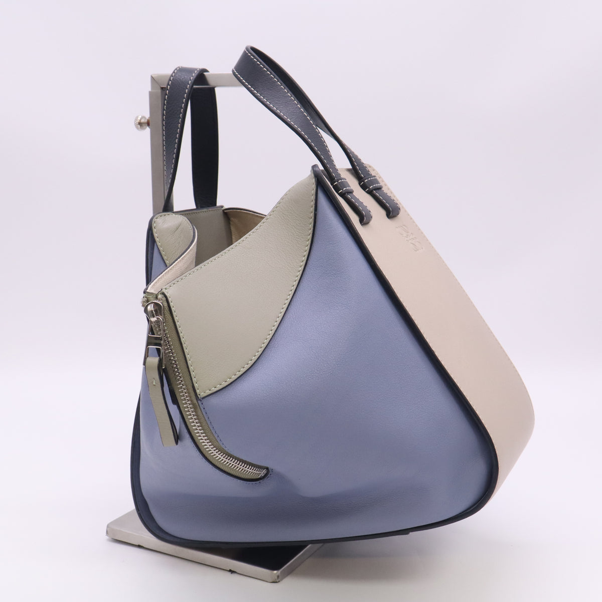 Loewe Hammock Bag B24441
