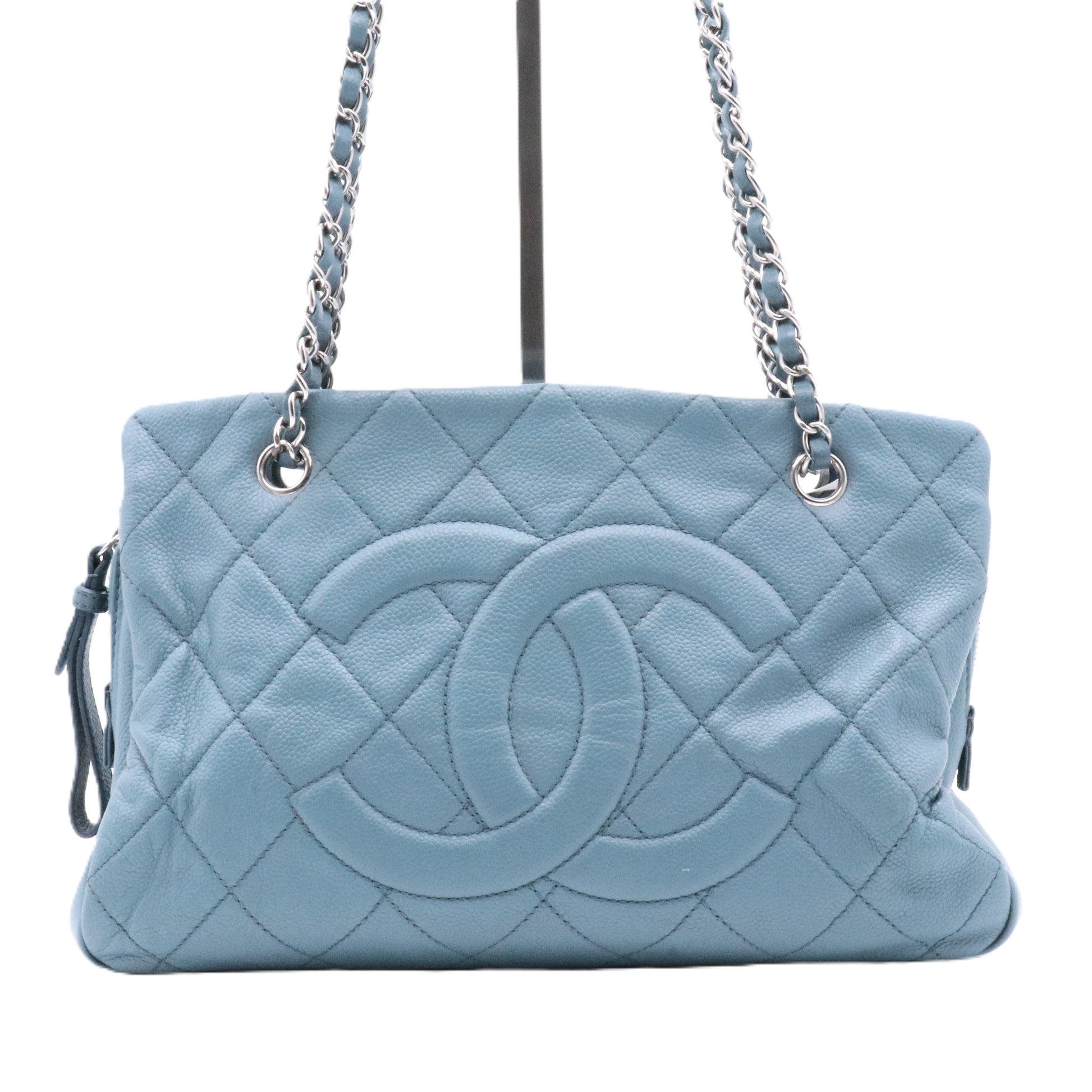 Timeless CC Shopping Tote Quilted Caviar Medium