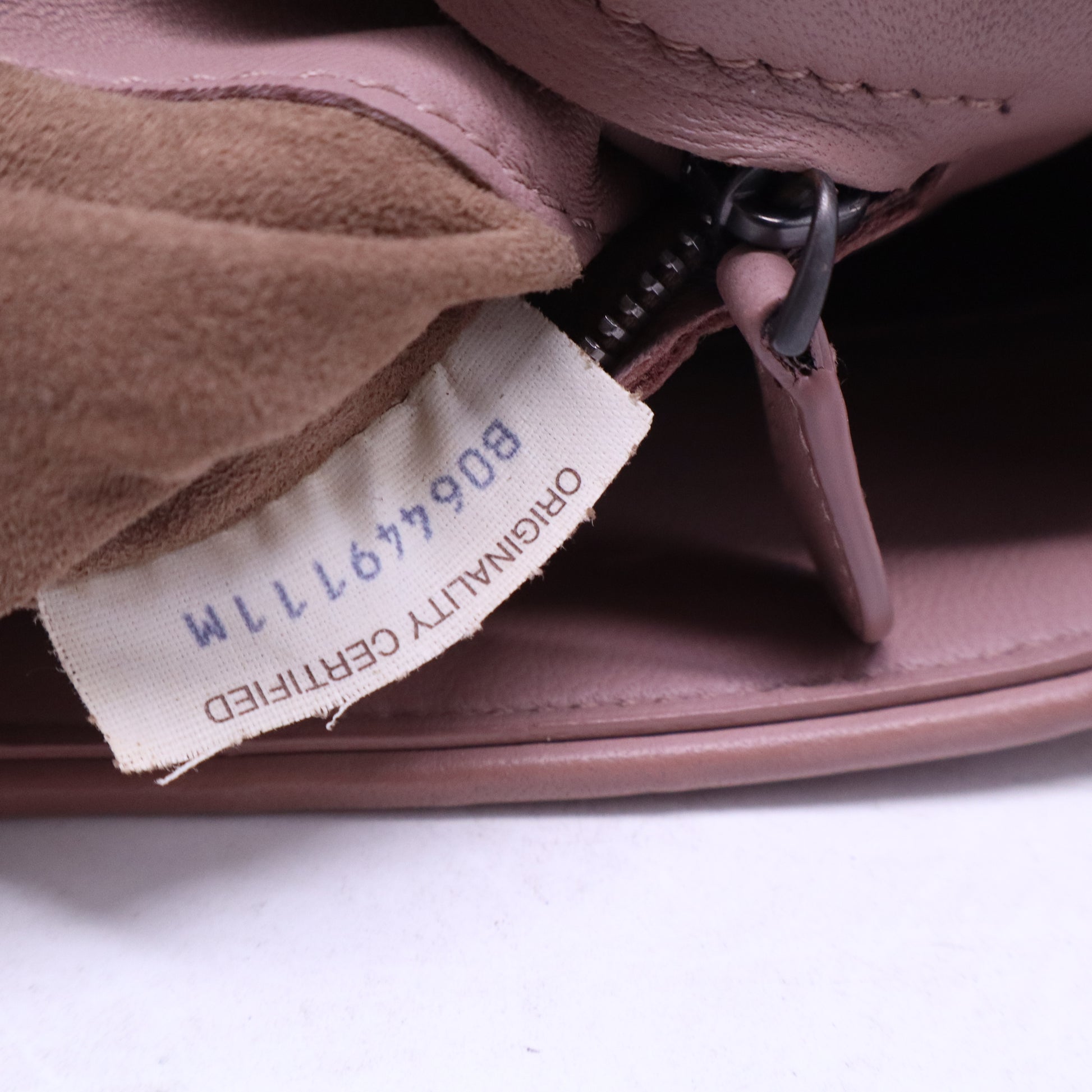 Lambskin Leather Shoulder Bag B21503