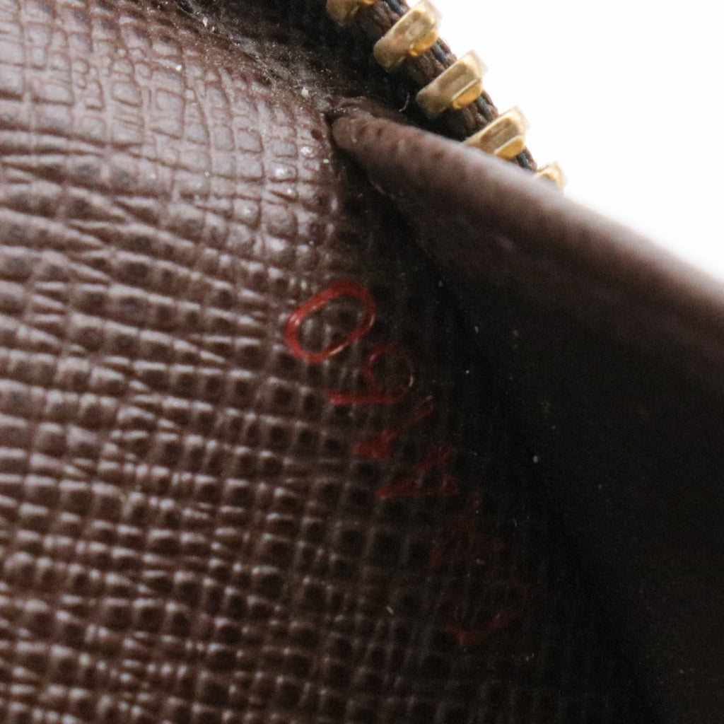 Damier Ebene Zippy Wallet