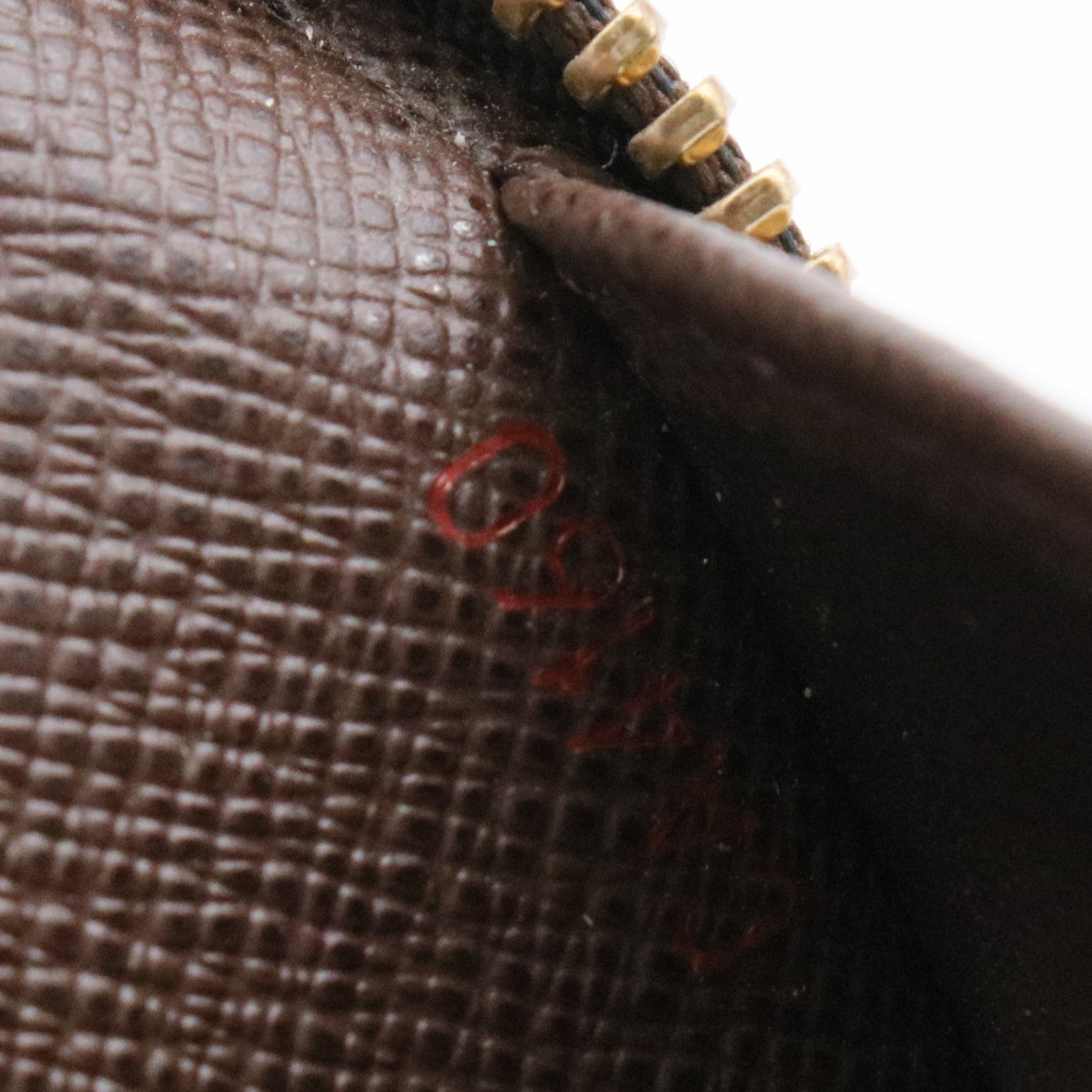 Damier Ebene Zippy Wallet