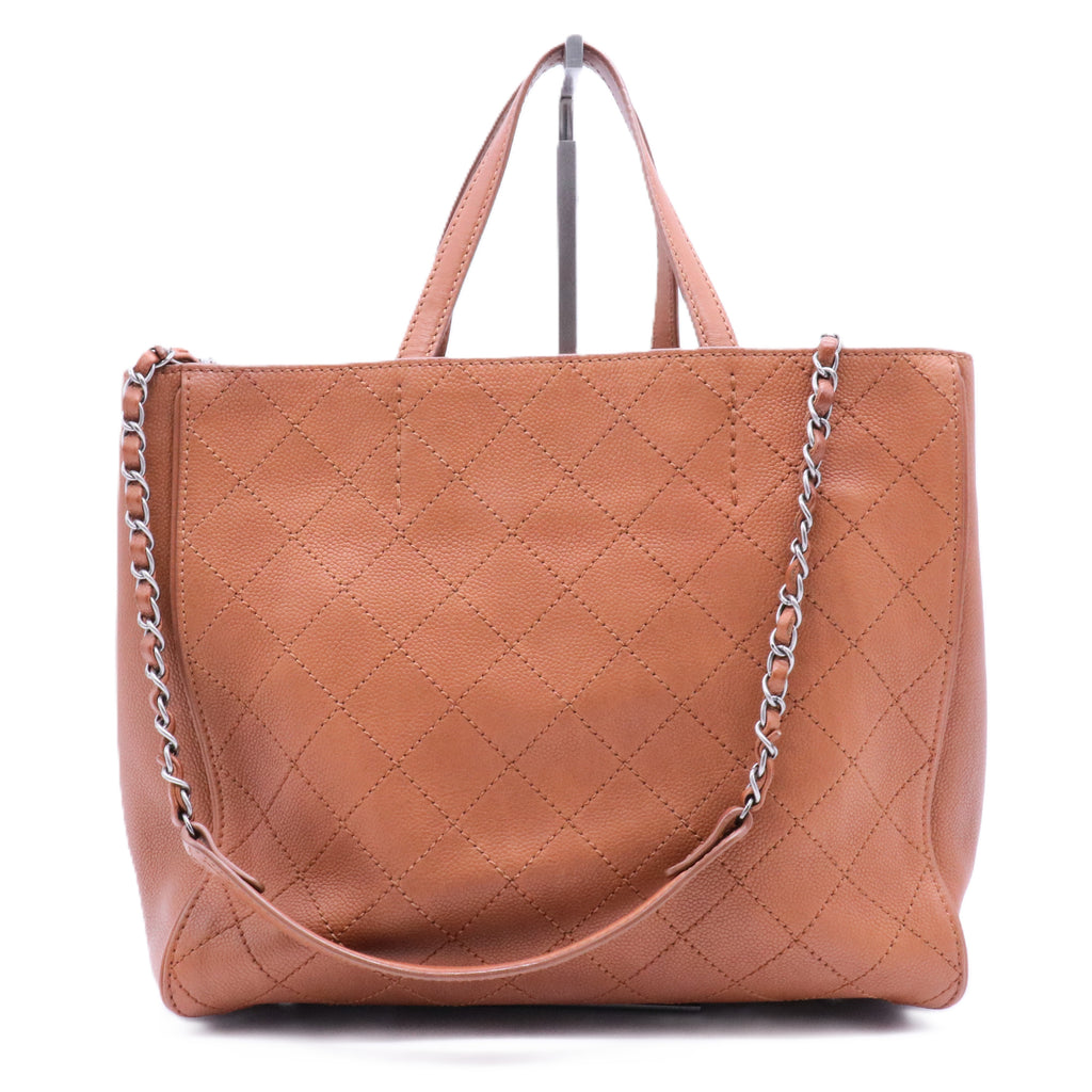 Covered CC Tote Quilted Caviar Medium