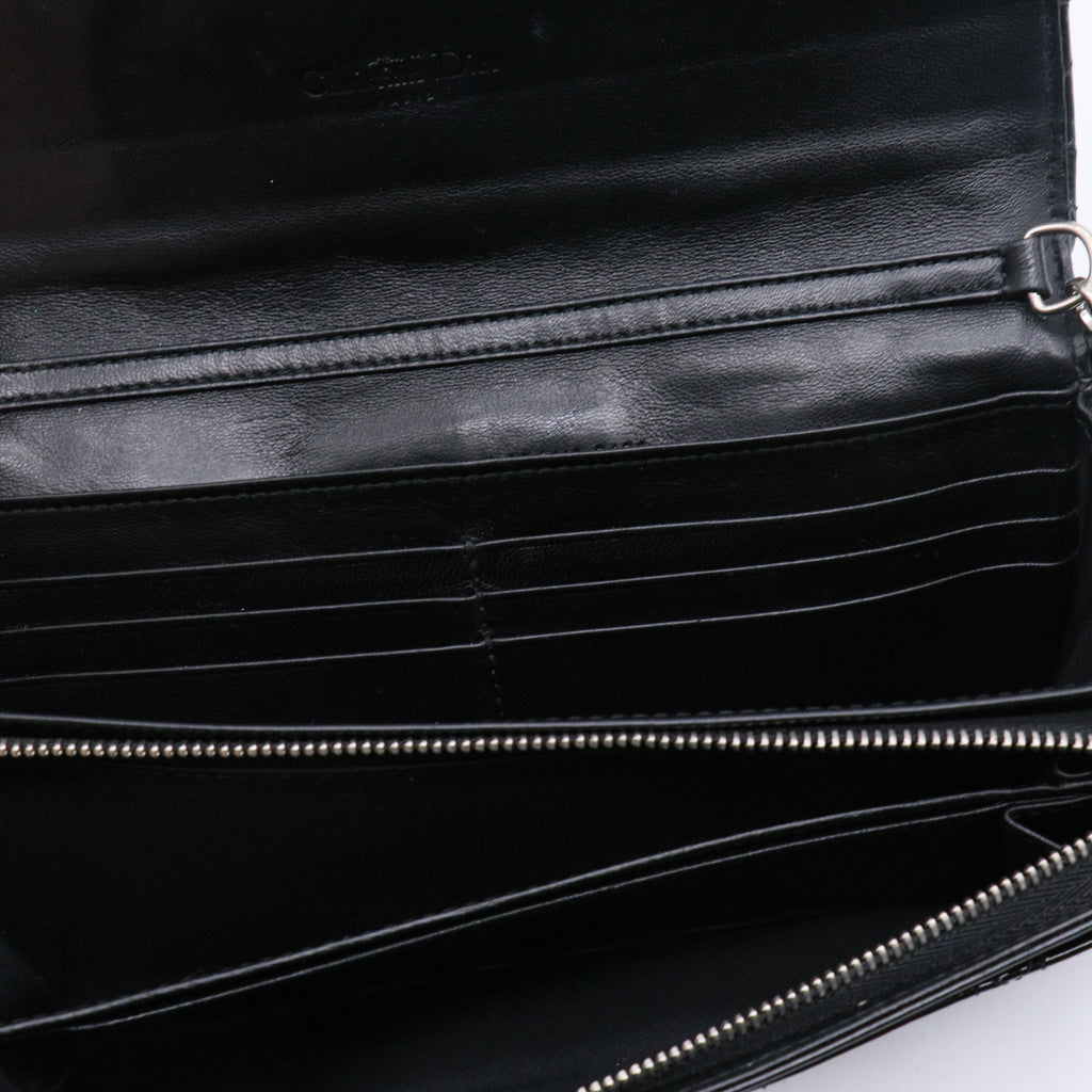 Black Cannage Quilted Patent Leather Wallet-On-Chain Clutch Bag  B20855