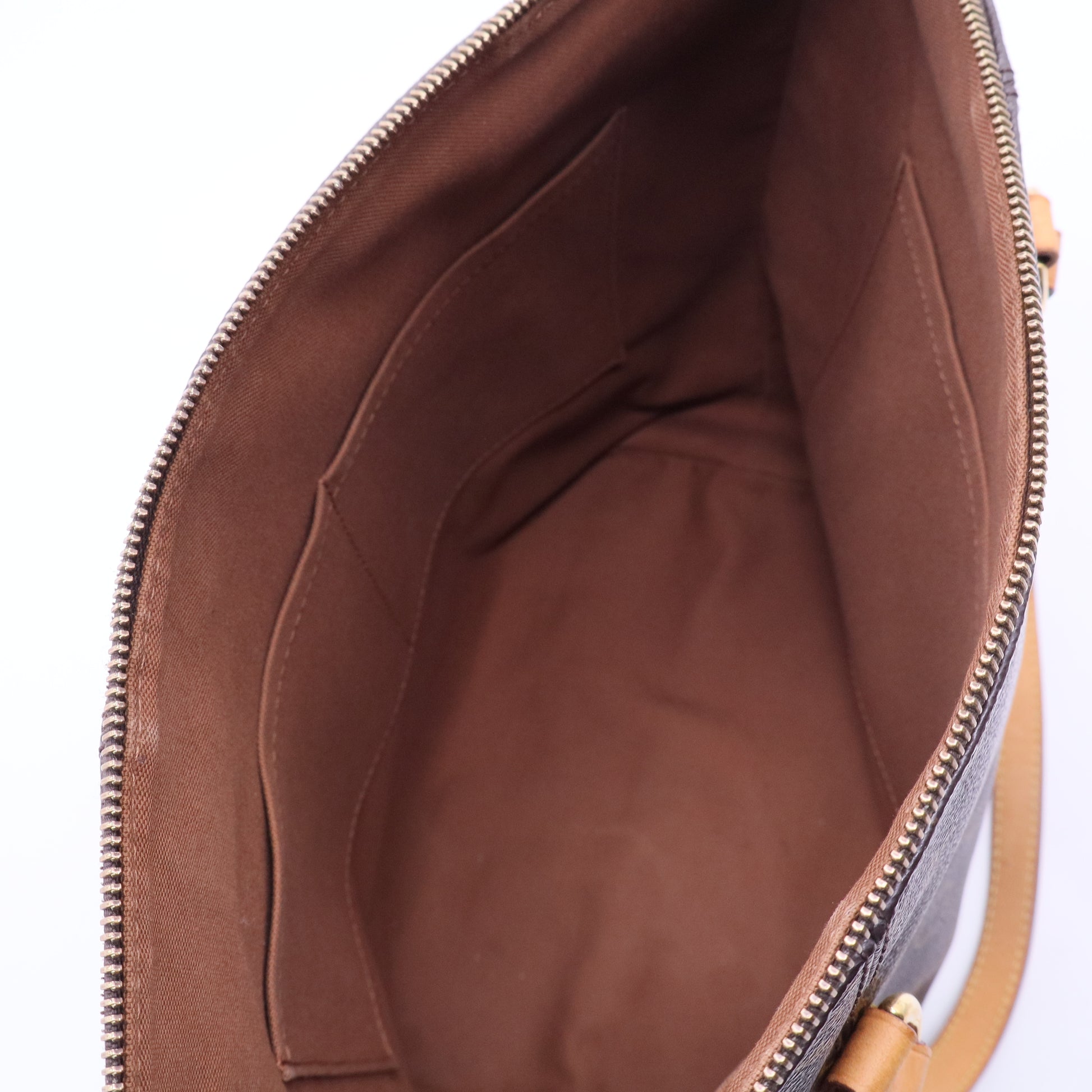 Totally Handbag Monogram Canvas MM B11774