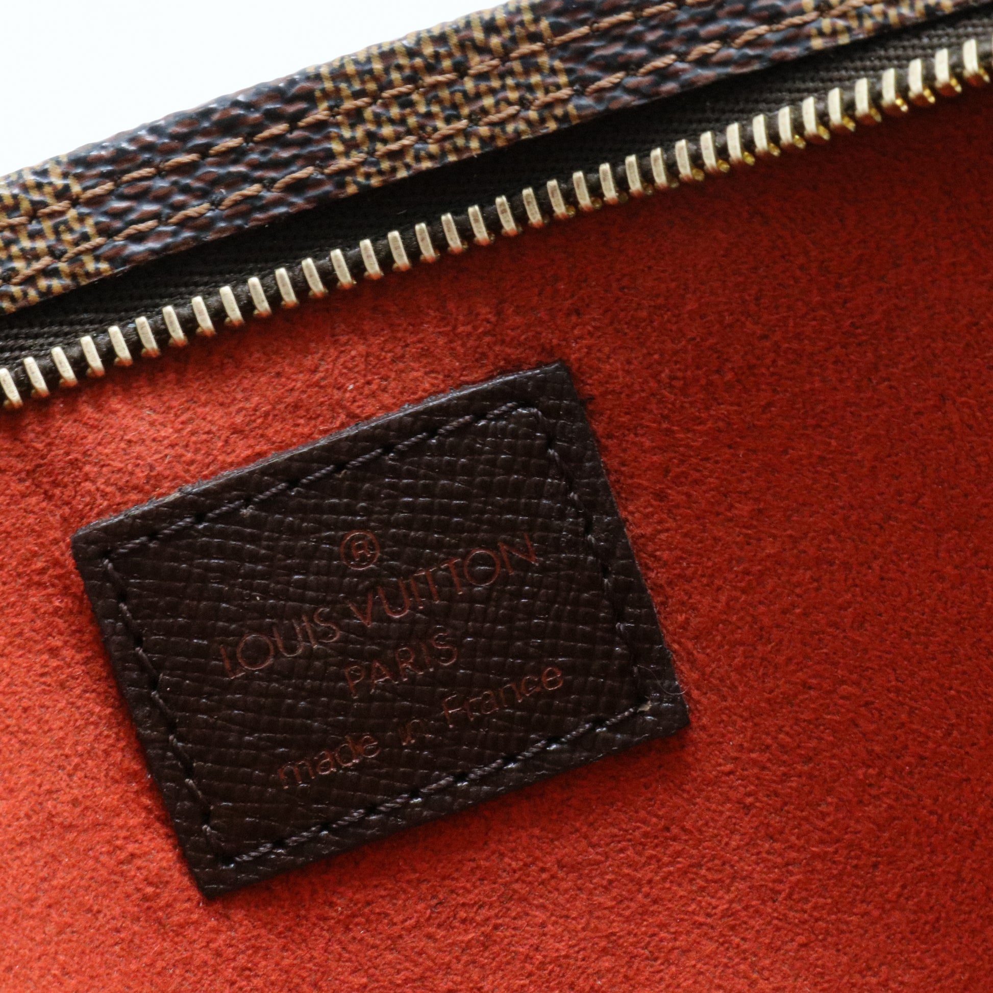 Damier Ebene Marais Bucket Pouch